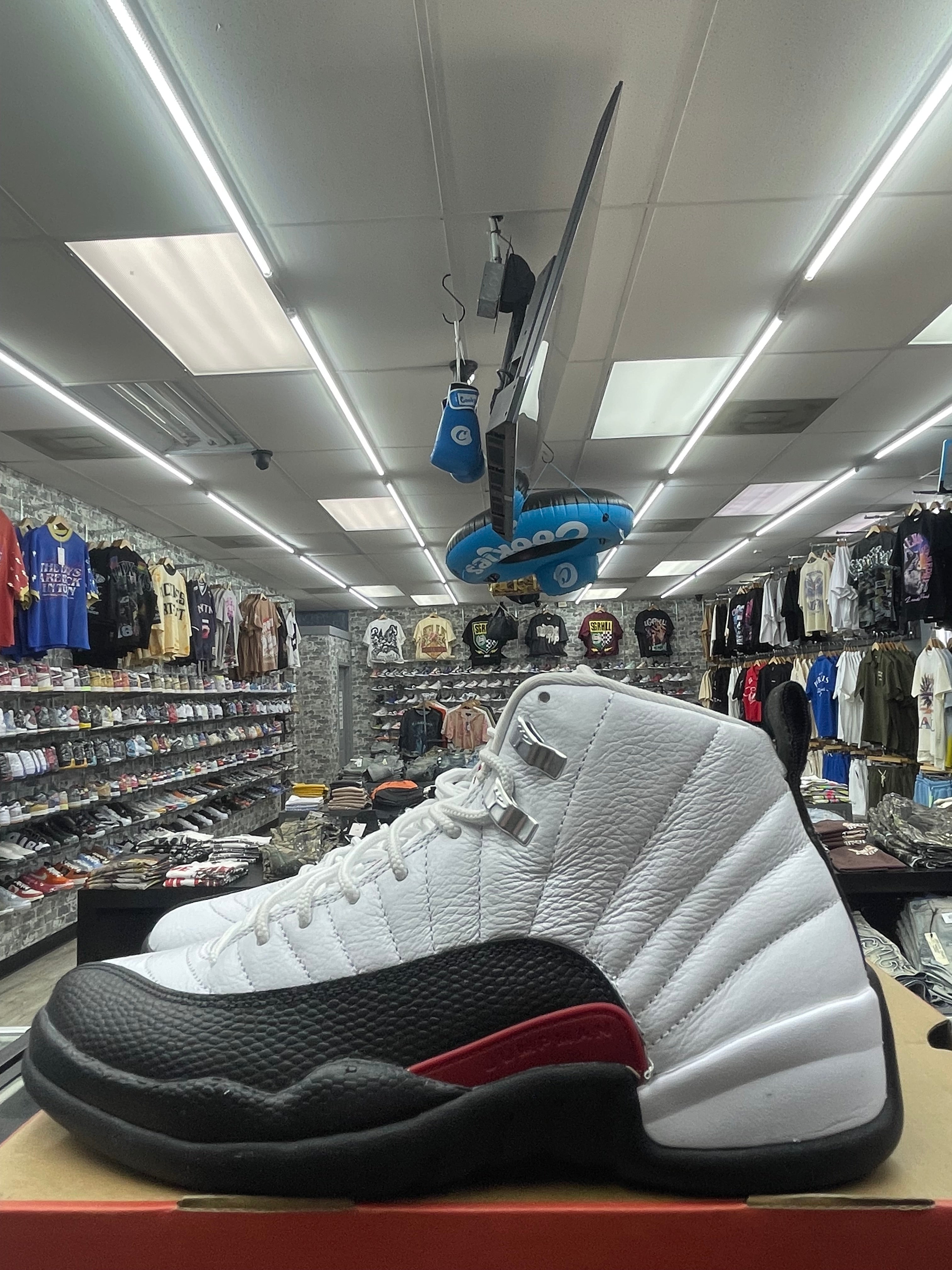 Air Jordan Retro 12 “Taxi Flip” *Size 8 Preowned*