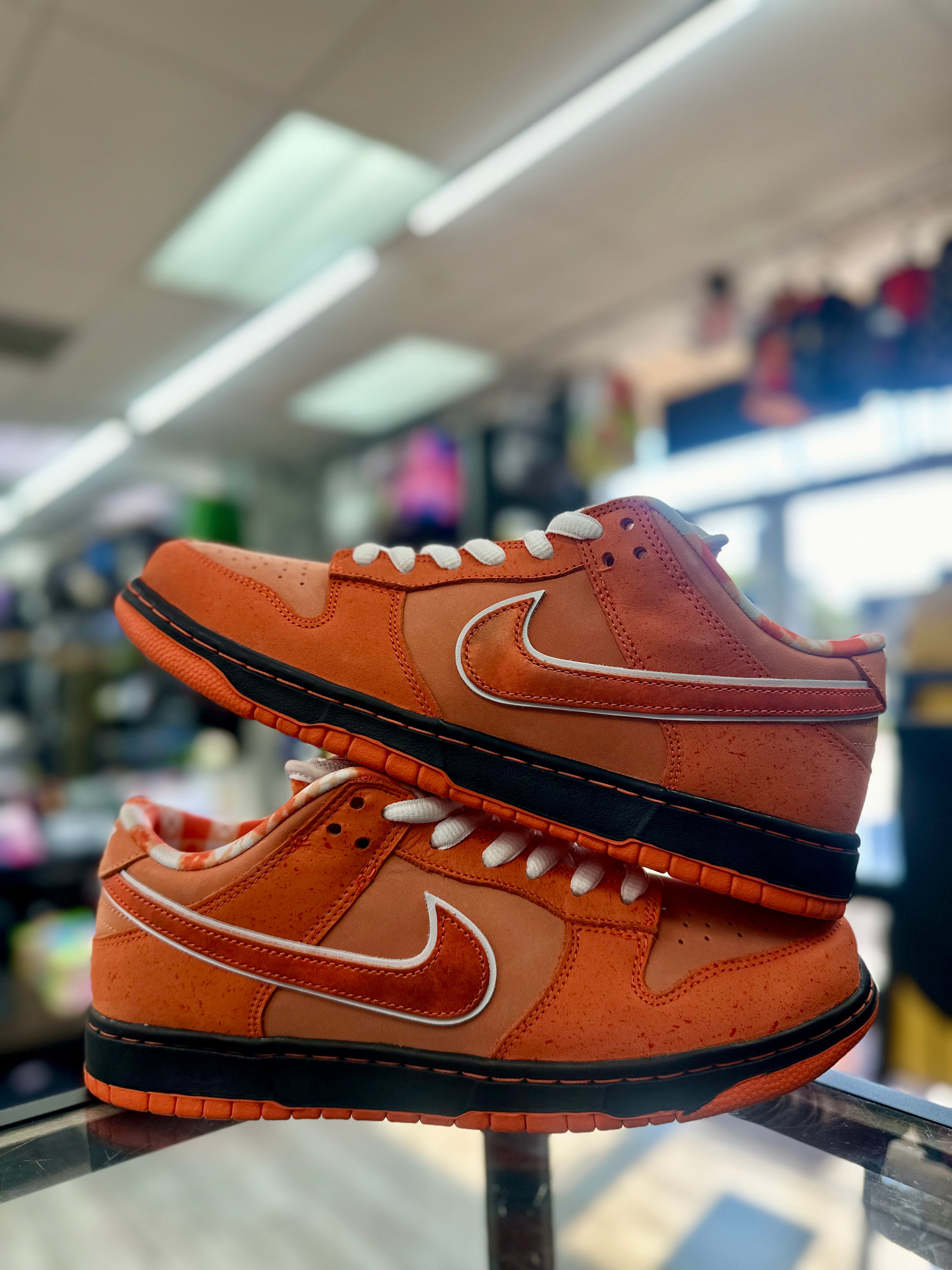 Nike SB Dunk Low “Concepts Orange Lobster” (Special Box)