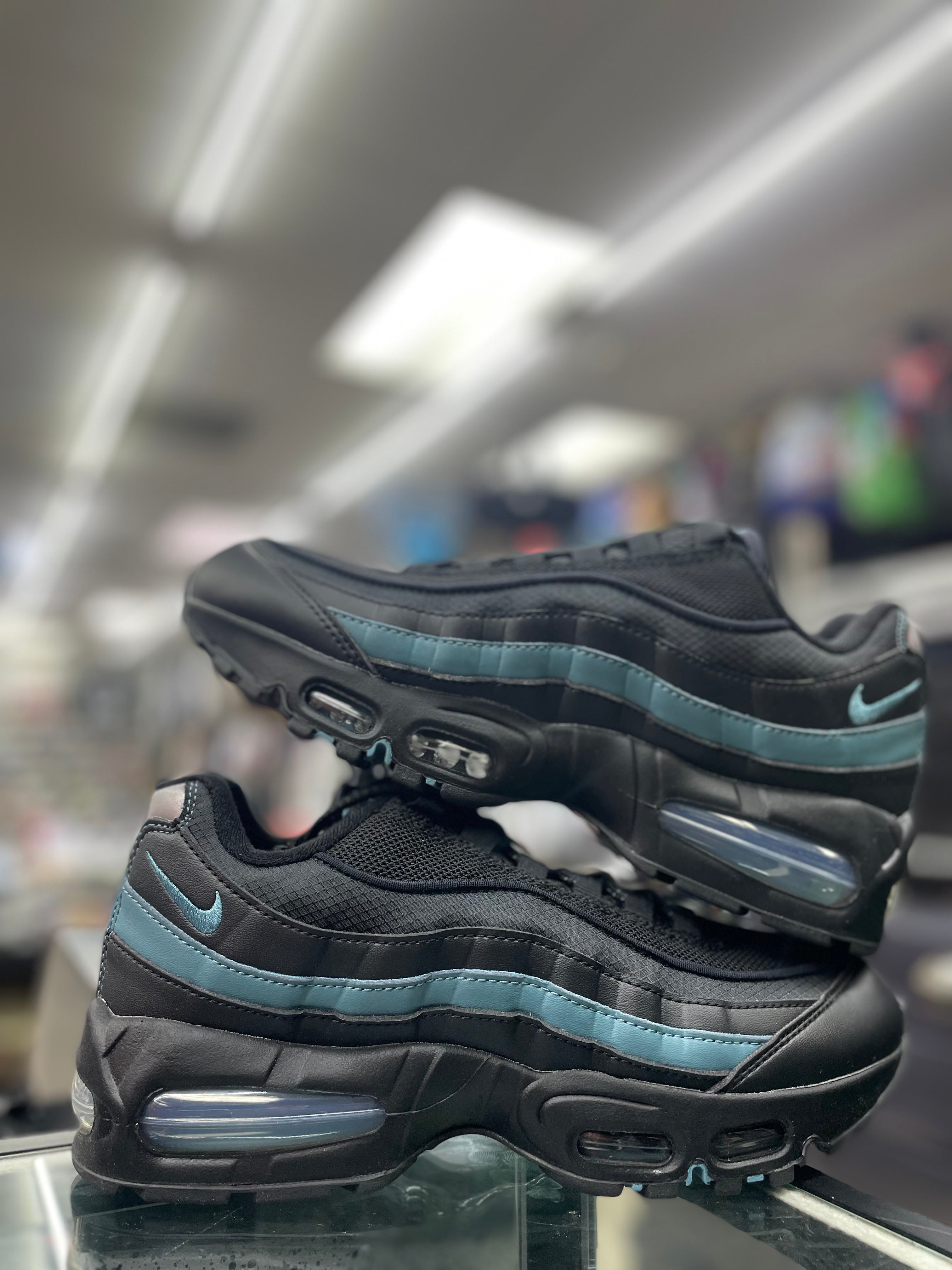 Nike Air Max 95 "Big Bubble Smoky Black" (IB1667-004)