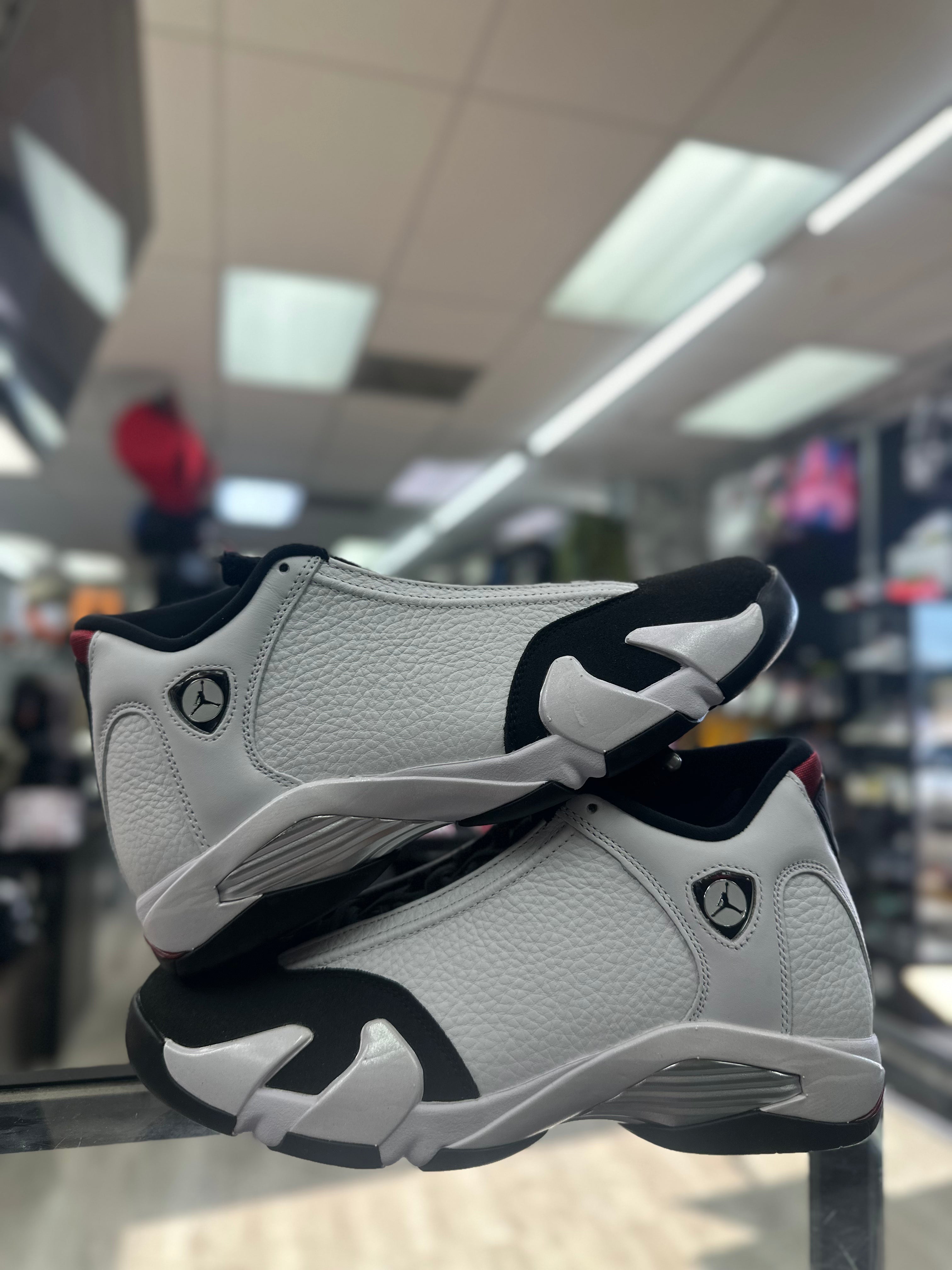 Air Jordan Retro 14 "Black Toe"