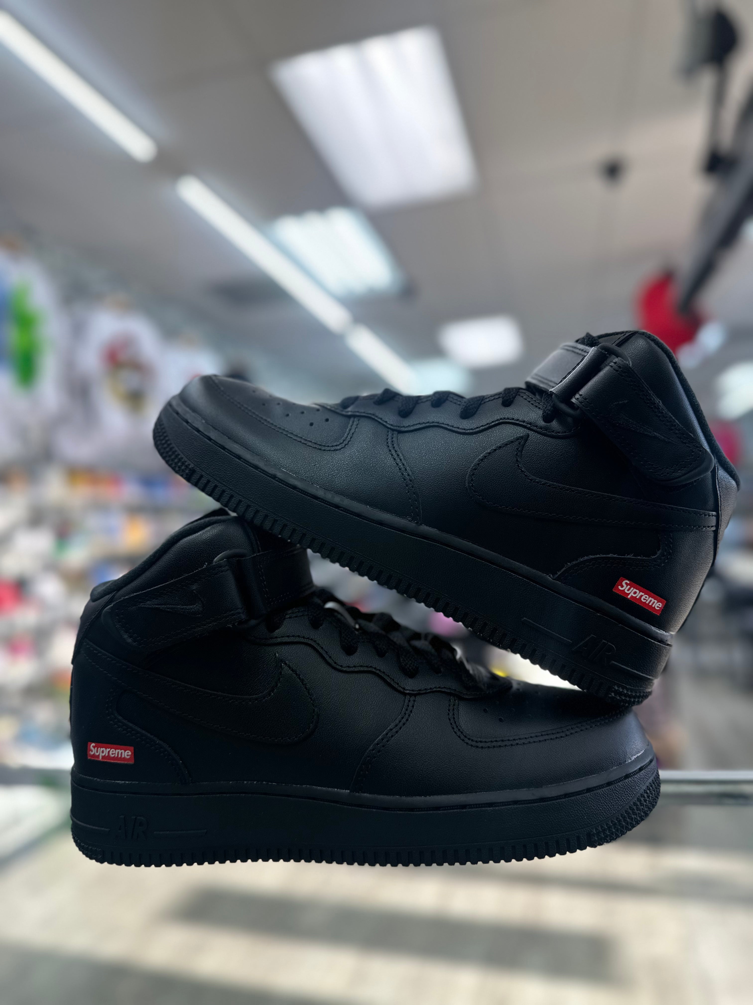 Nike Air Force 1 Mid “Supreme Black”