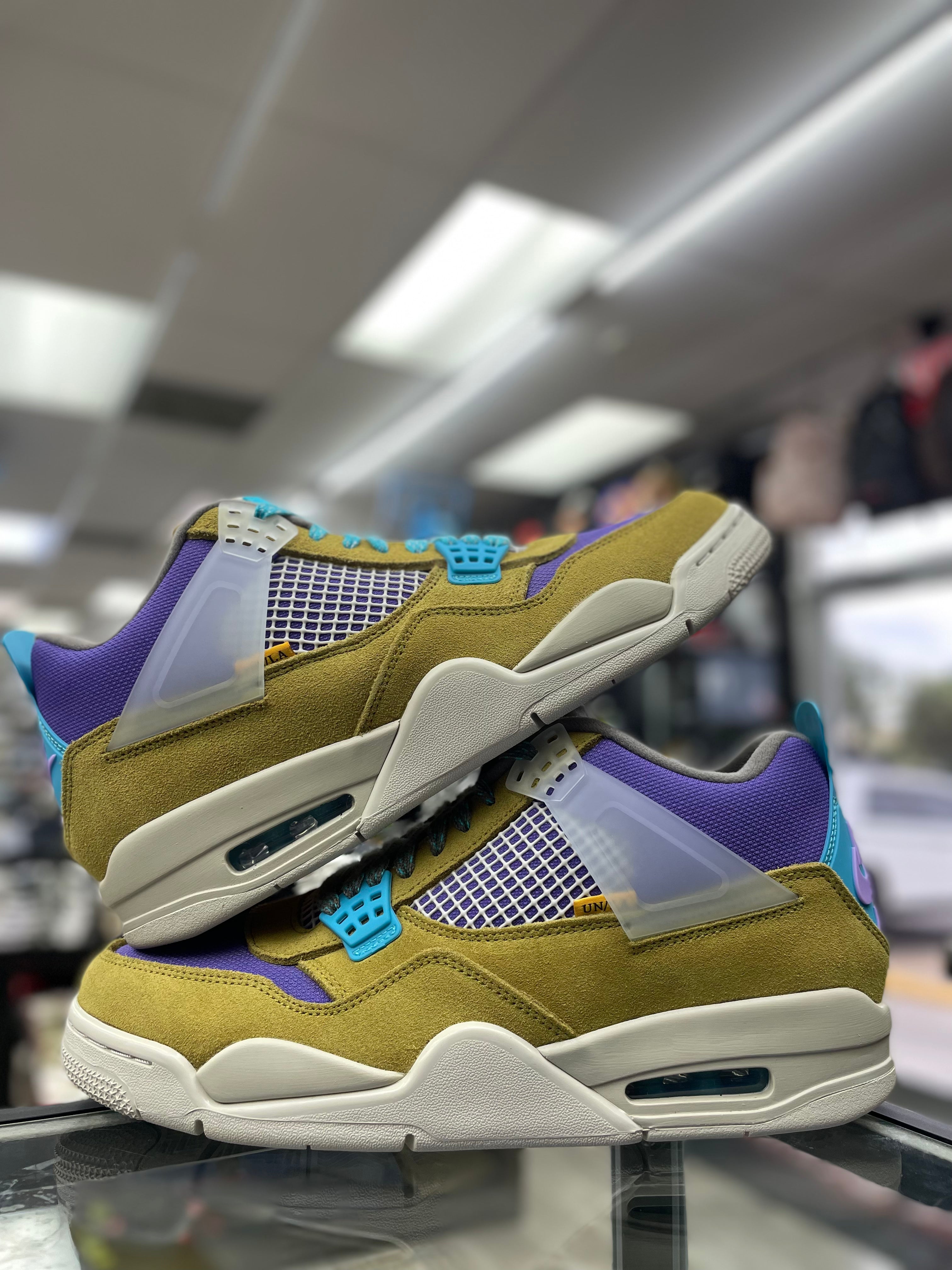 Air Jordan Retro 4 SP “30th Anniversary Union Desert Moss”