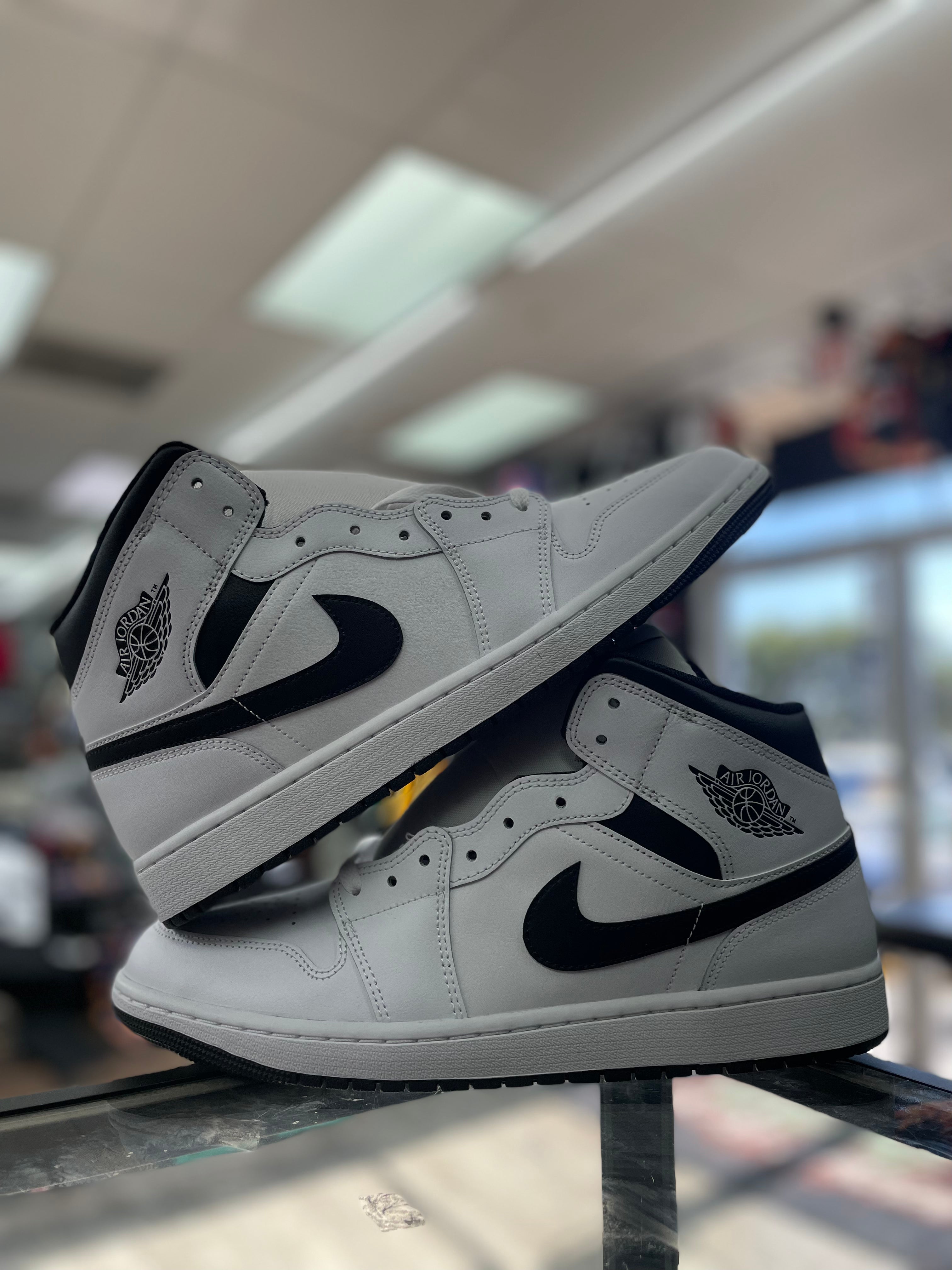 Air Jordan 1 “Reverse Panda” (Men)