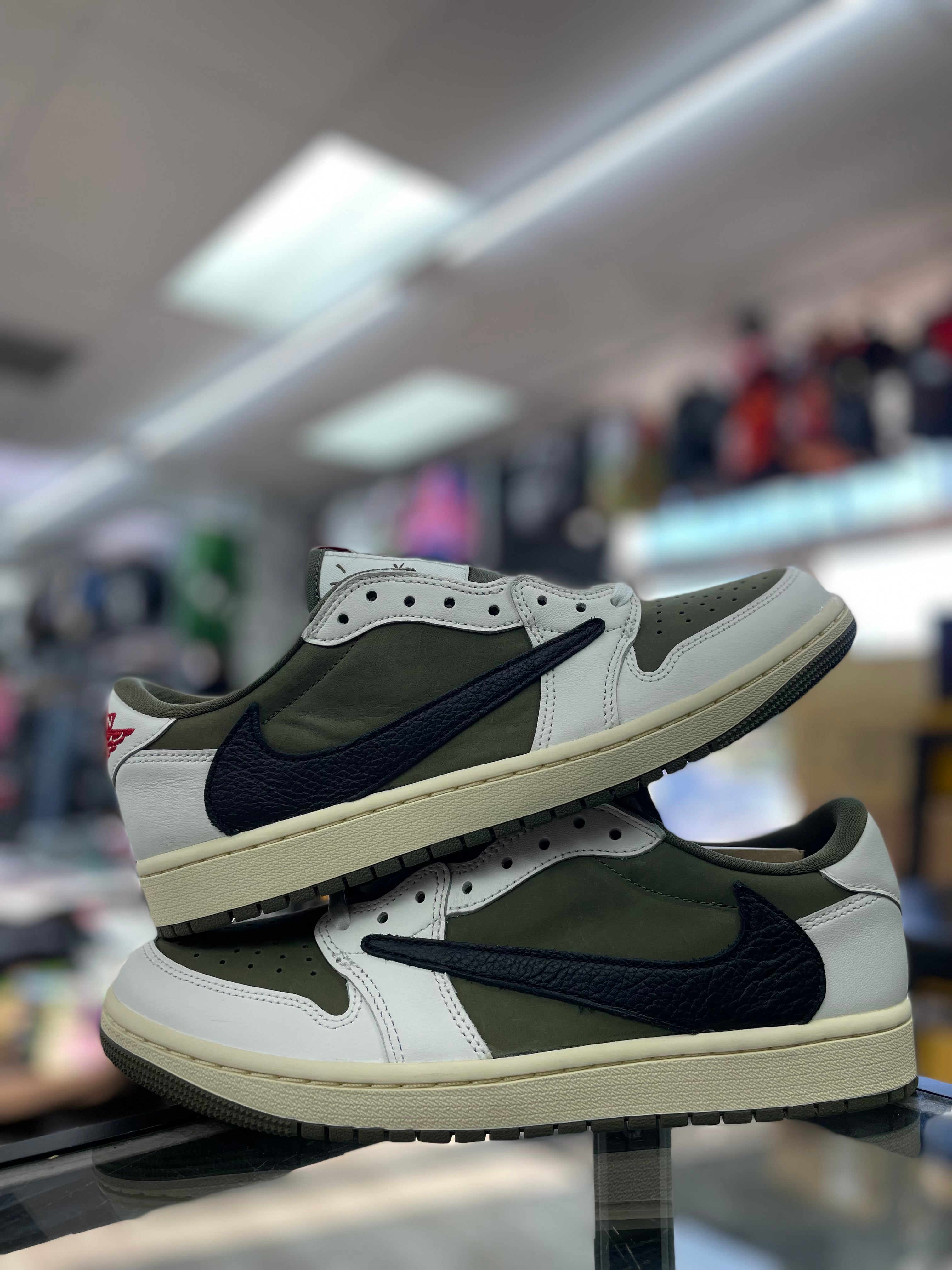 Air Jordan 1 Low “Travis Scott Medium Olive”