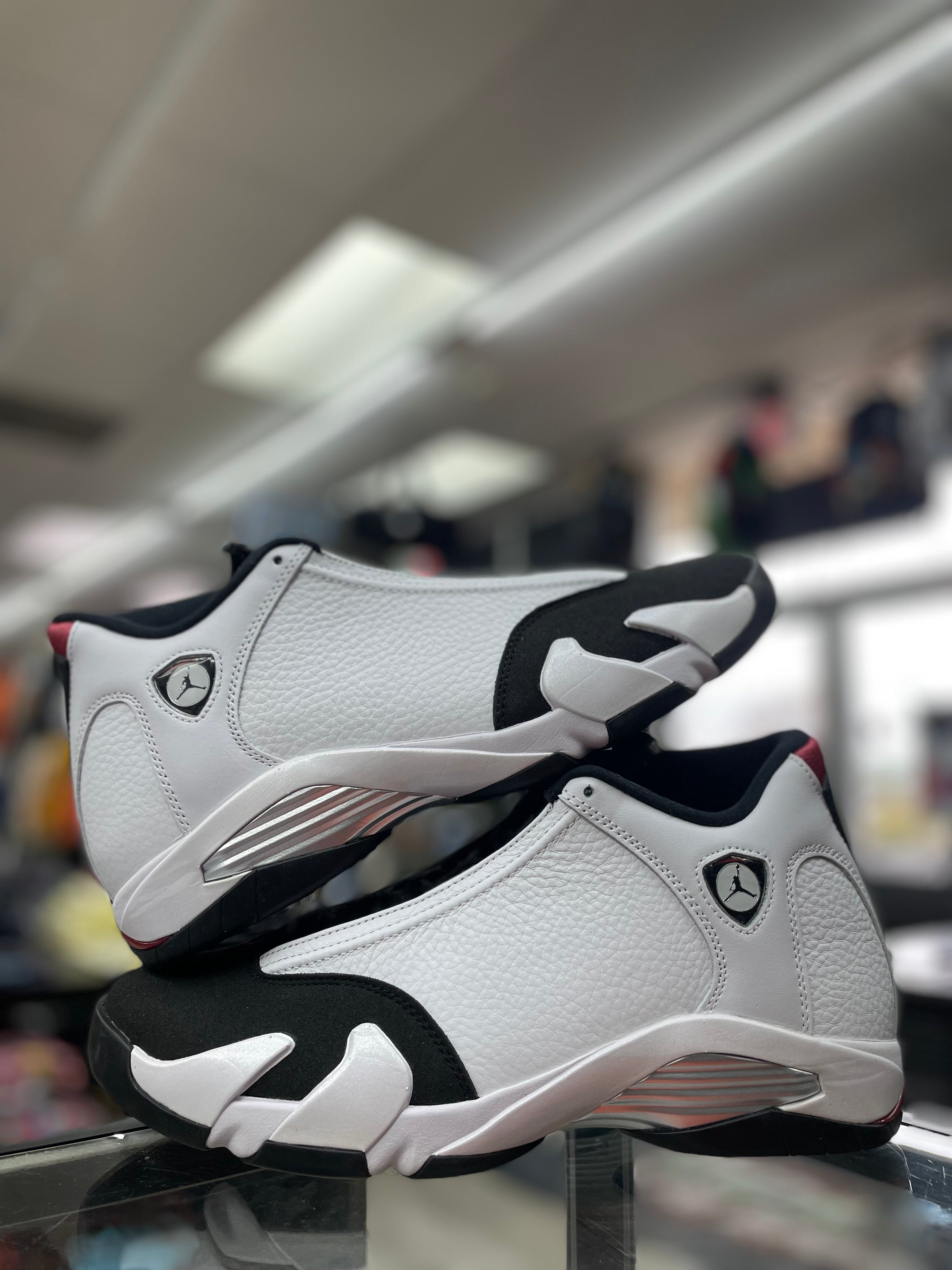 Air Jordan Retro 14 “Black Toe”