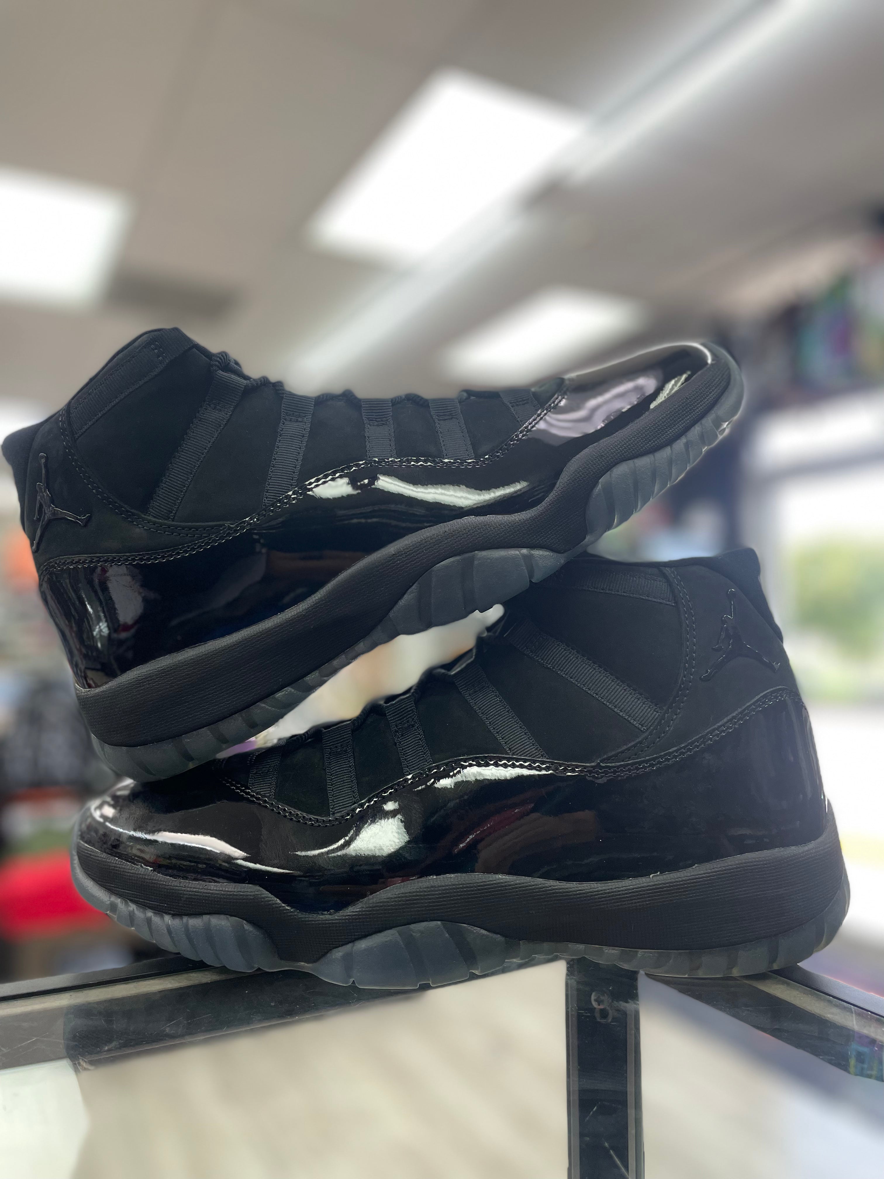 Air Jordan Retro 11 “Cap And Gown” (Men)