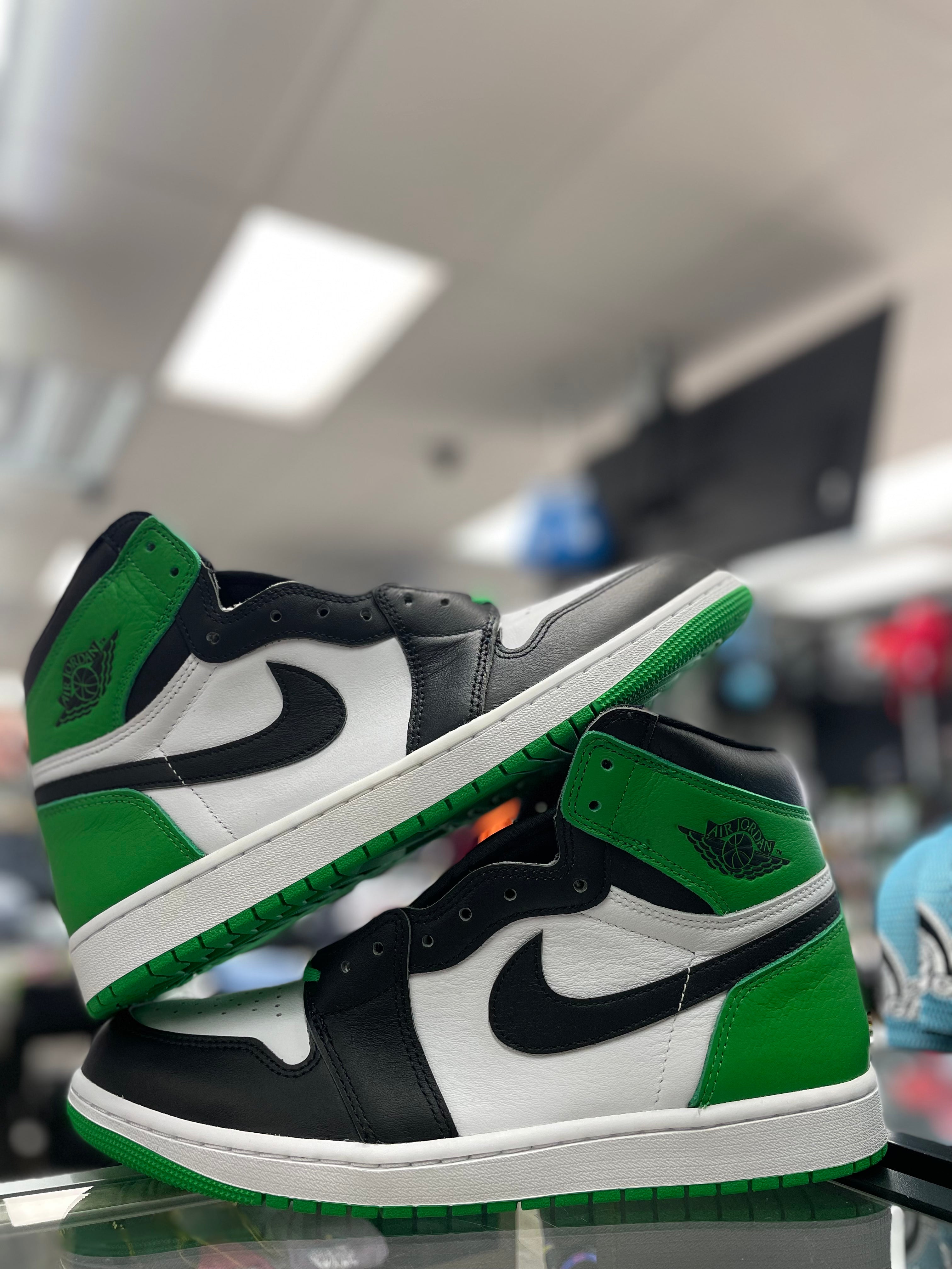 Air Jordan 1 “Lucky Green” (Men)