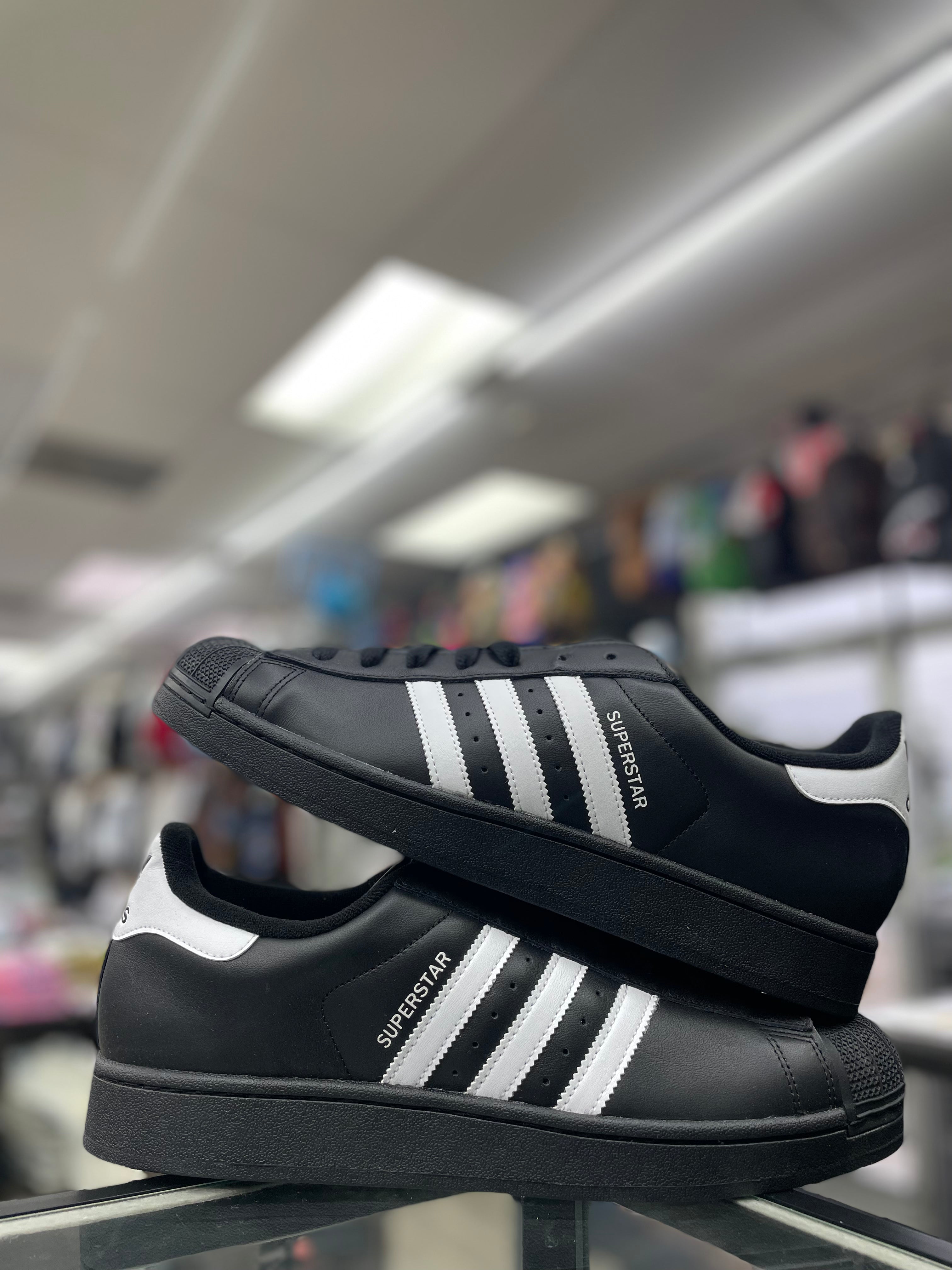 Adidas Superstar “Core Black Cloud White” (JI0079)