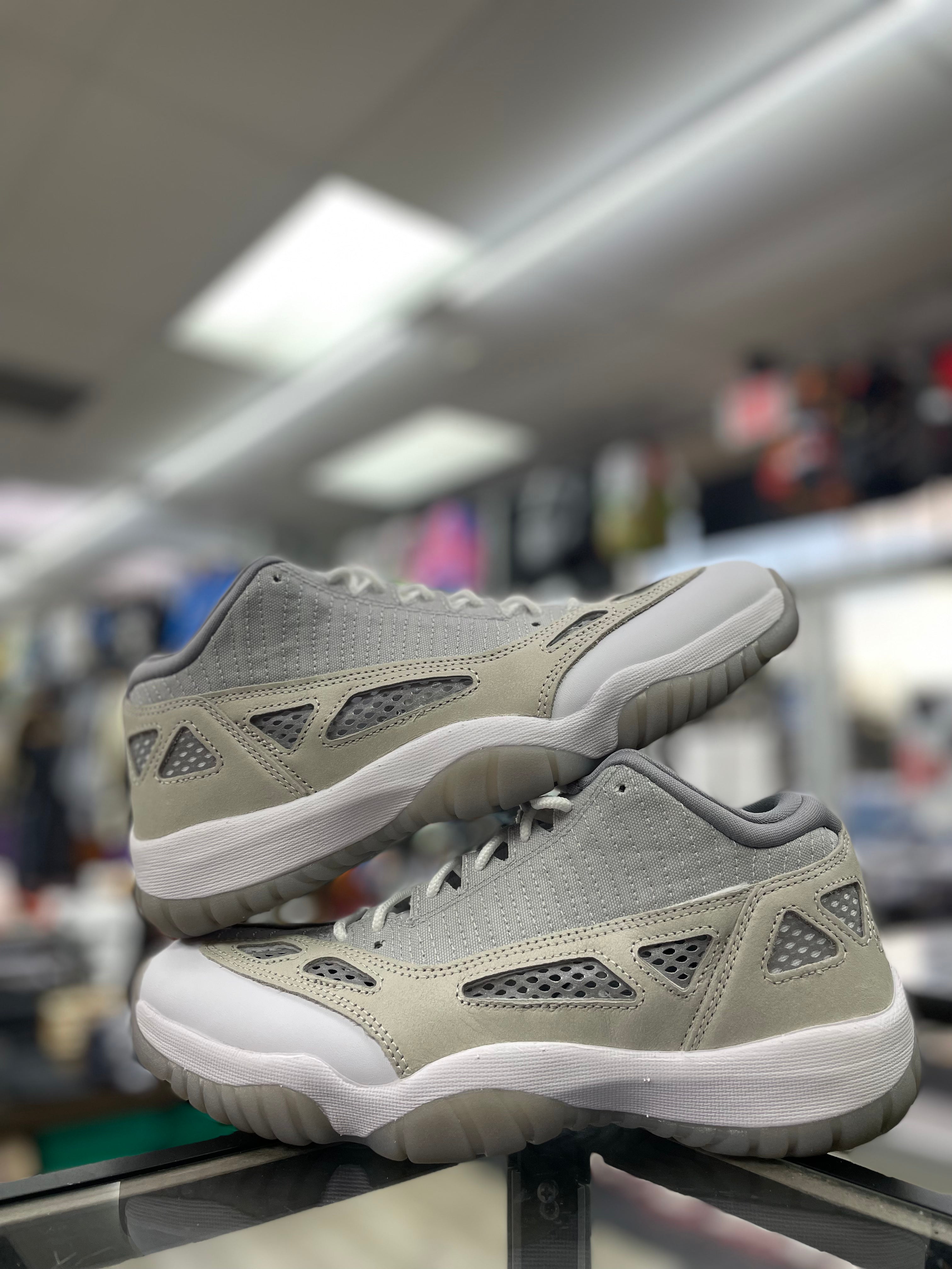 Air Jordan Retro 11 Low “Light Orewood Brown”