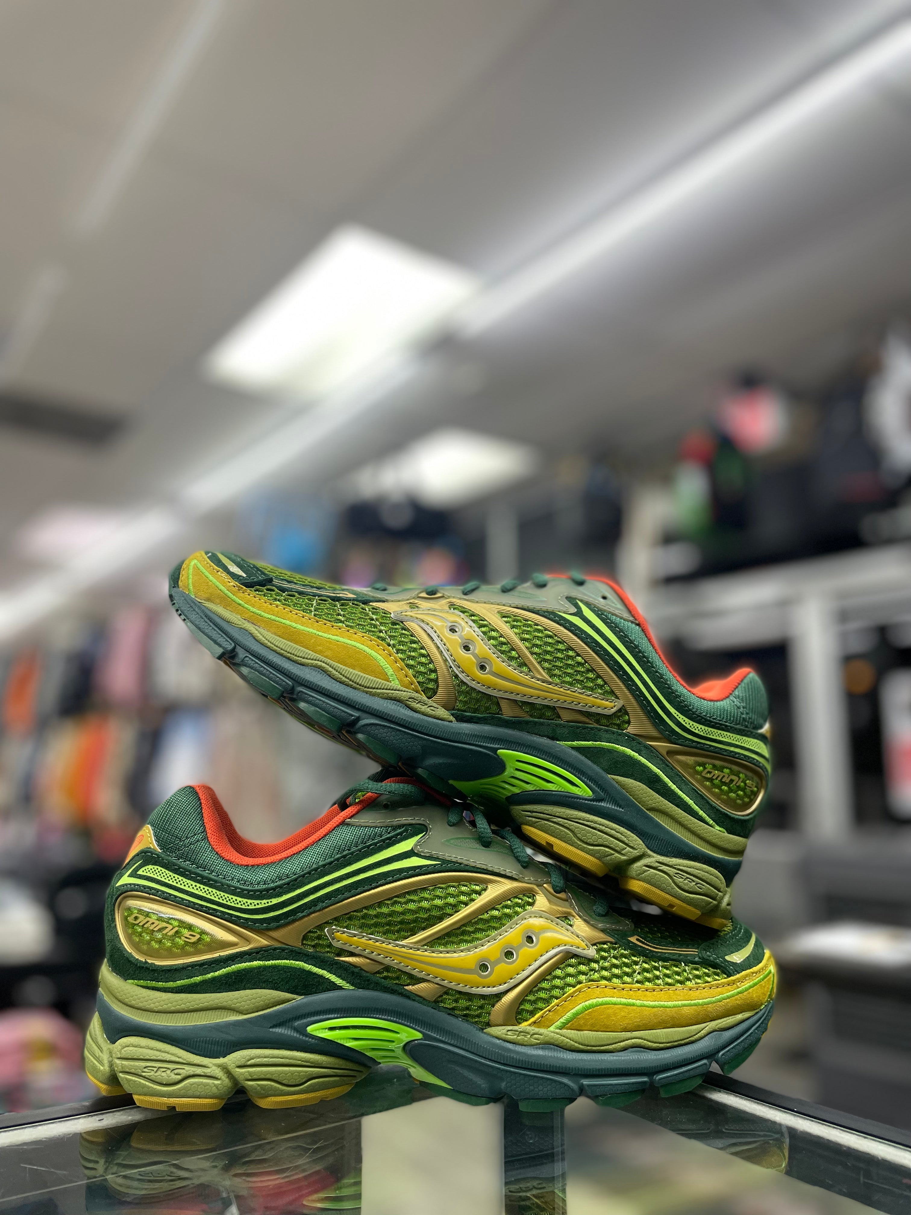 Saucony ProGrid Omni 9 “Starcow” (S70869-1)