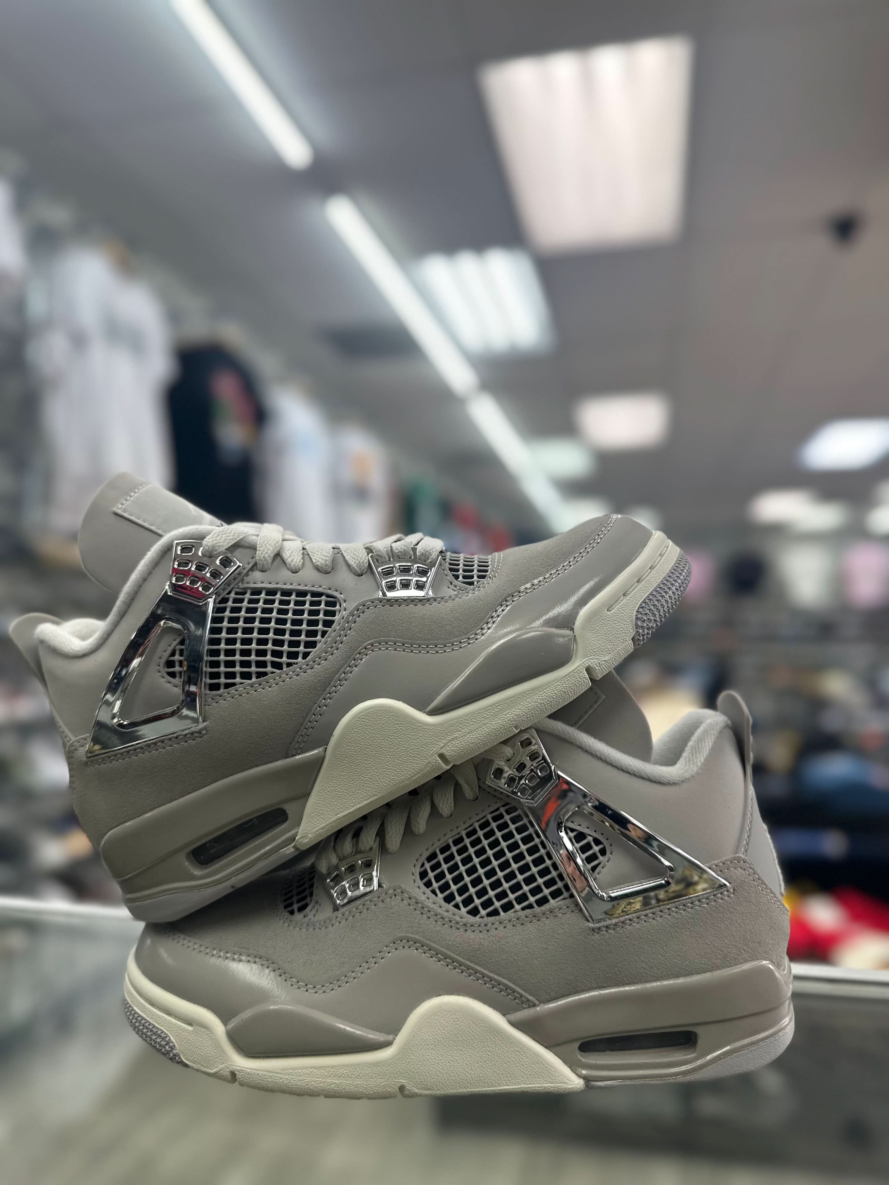 Air Jordan Retro 4 Frozen Moments GS
