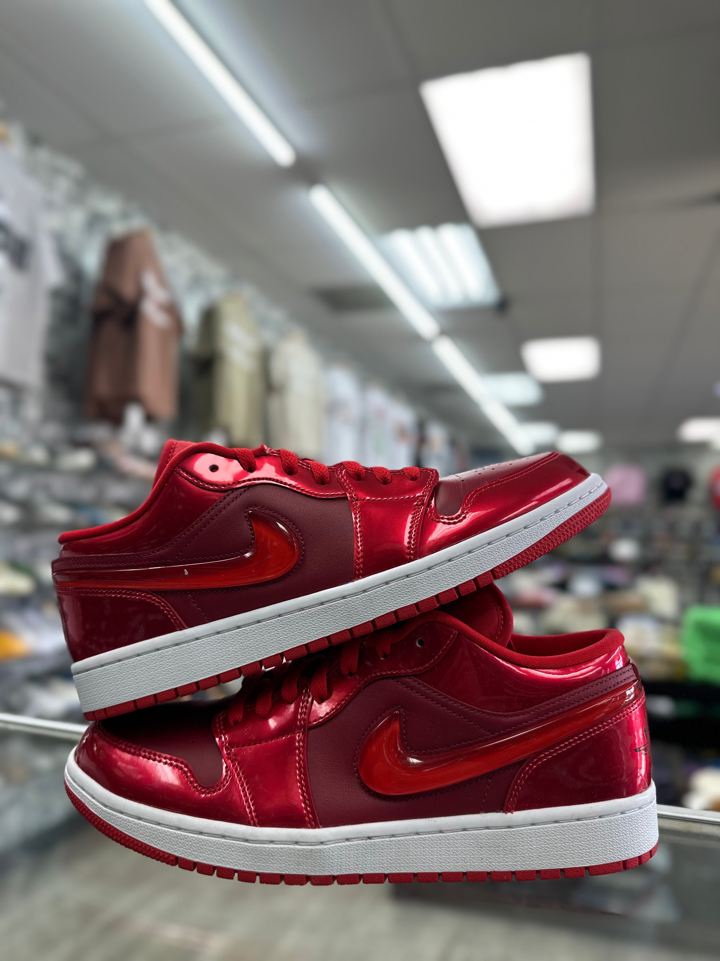 Air Jordan 1 Low "Pomegrante"