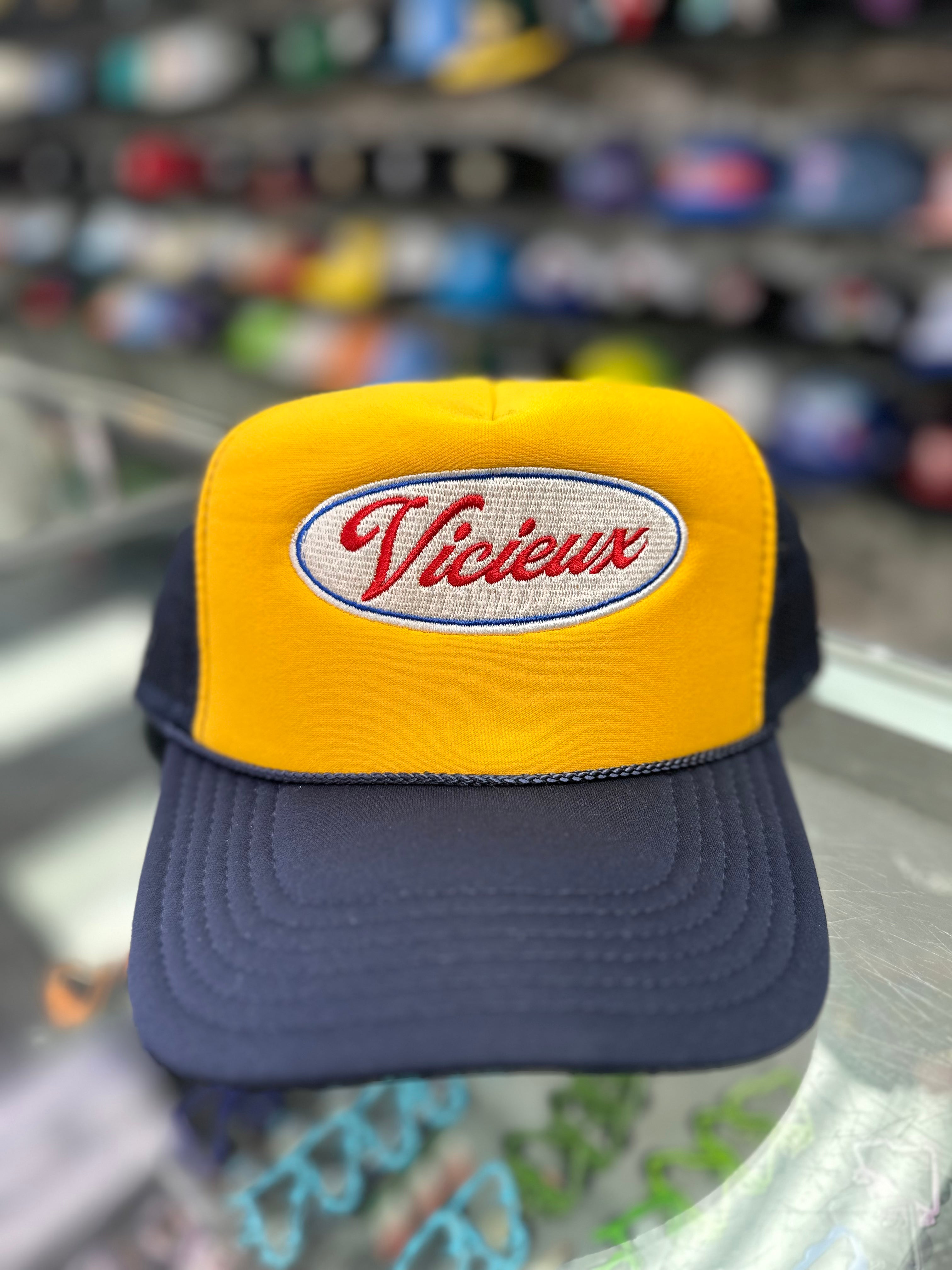 Vicieux Trucker (Navy and Gold)