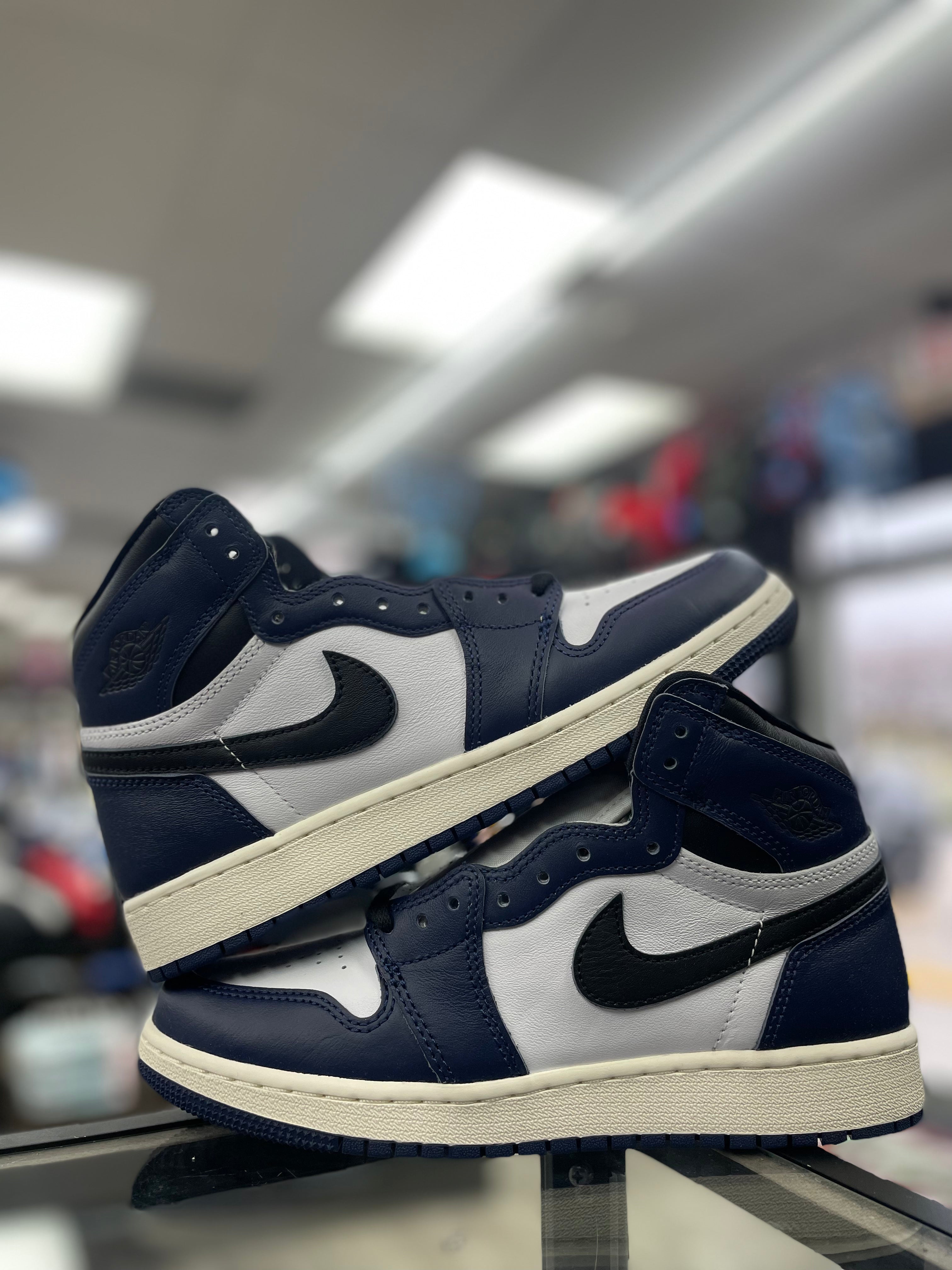 Air Jordan 1 "Midnight Navy" (GS)