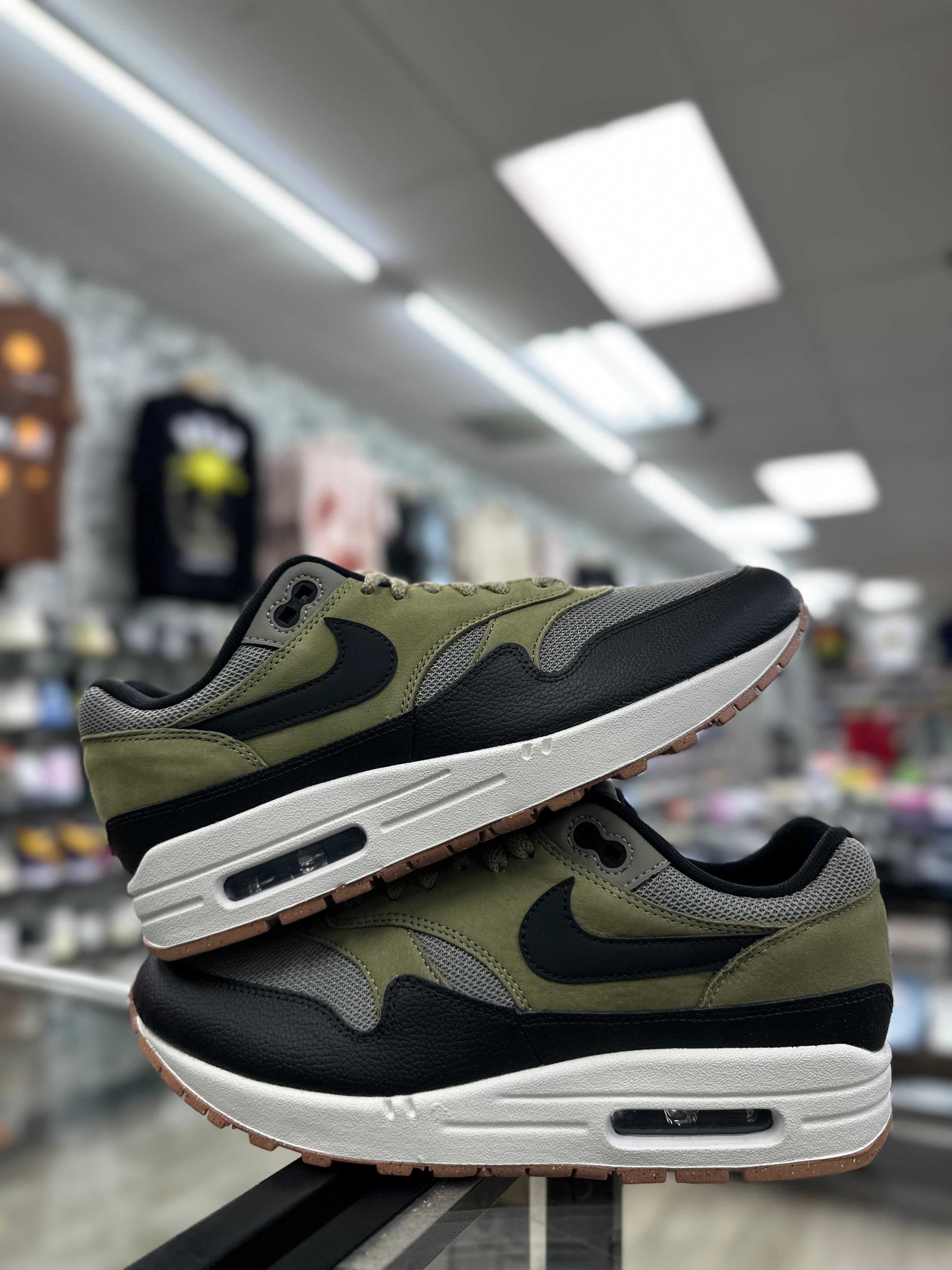 Nike Air Max 1 "Dark Stucco"