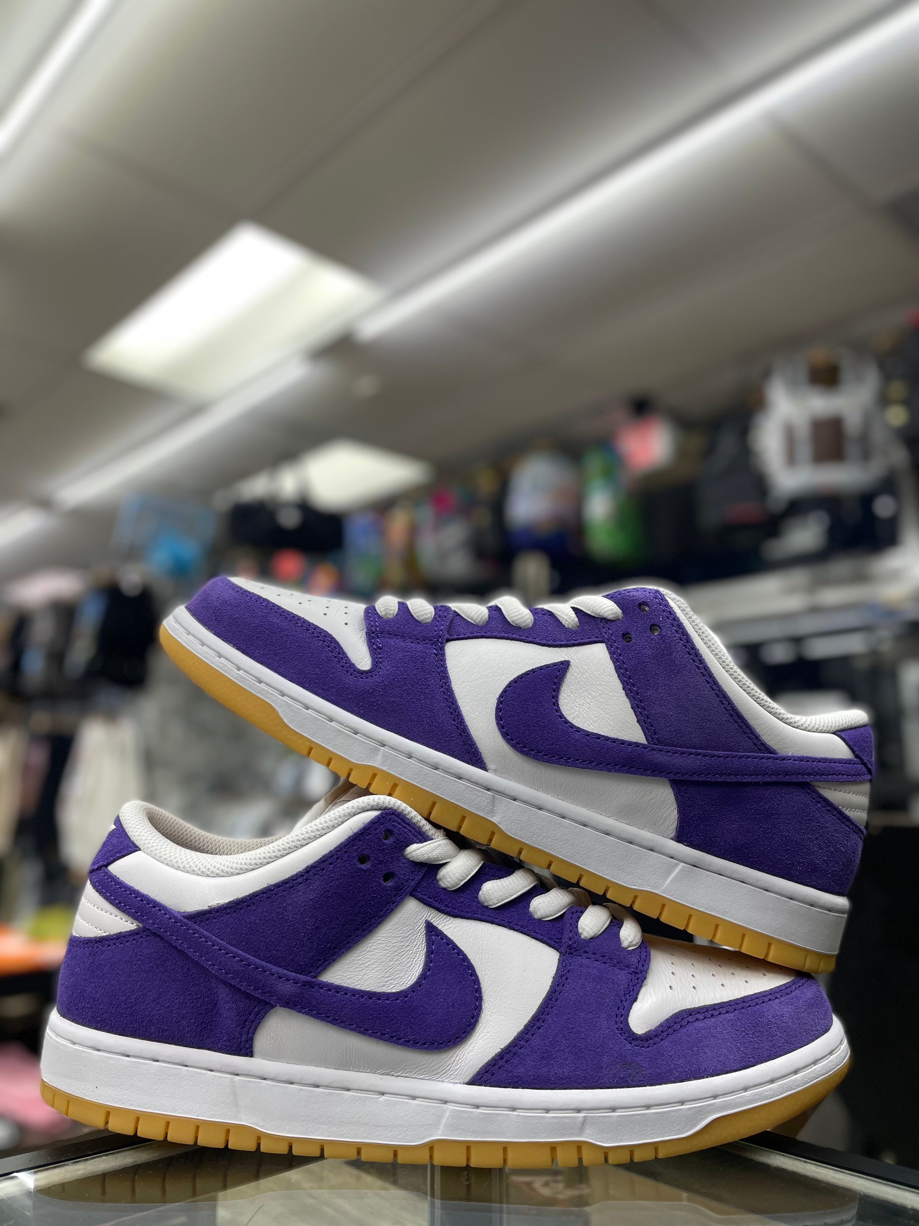 Nike SB Dunk Low “Orange Label Court Purple” (DV5464-500)