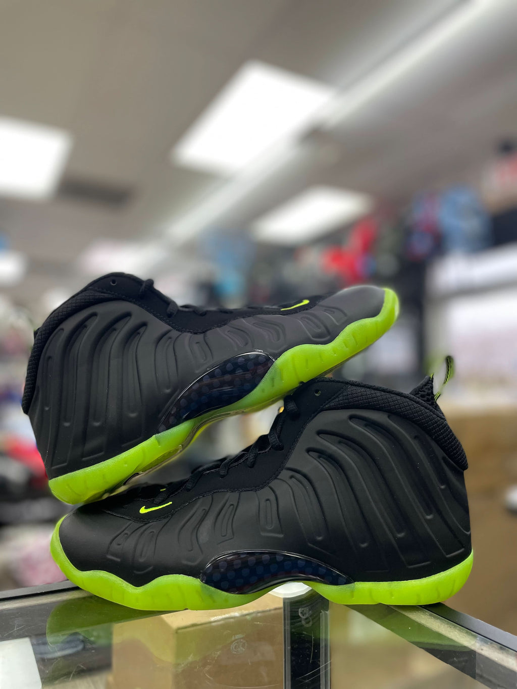 値下げNike Foamposite One ブラック/ブロンズ NIKE AIR FOAMPOSITE ONE BLACK-METALLIC COPPER-BLACK SZ 15