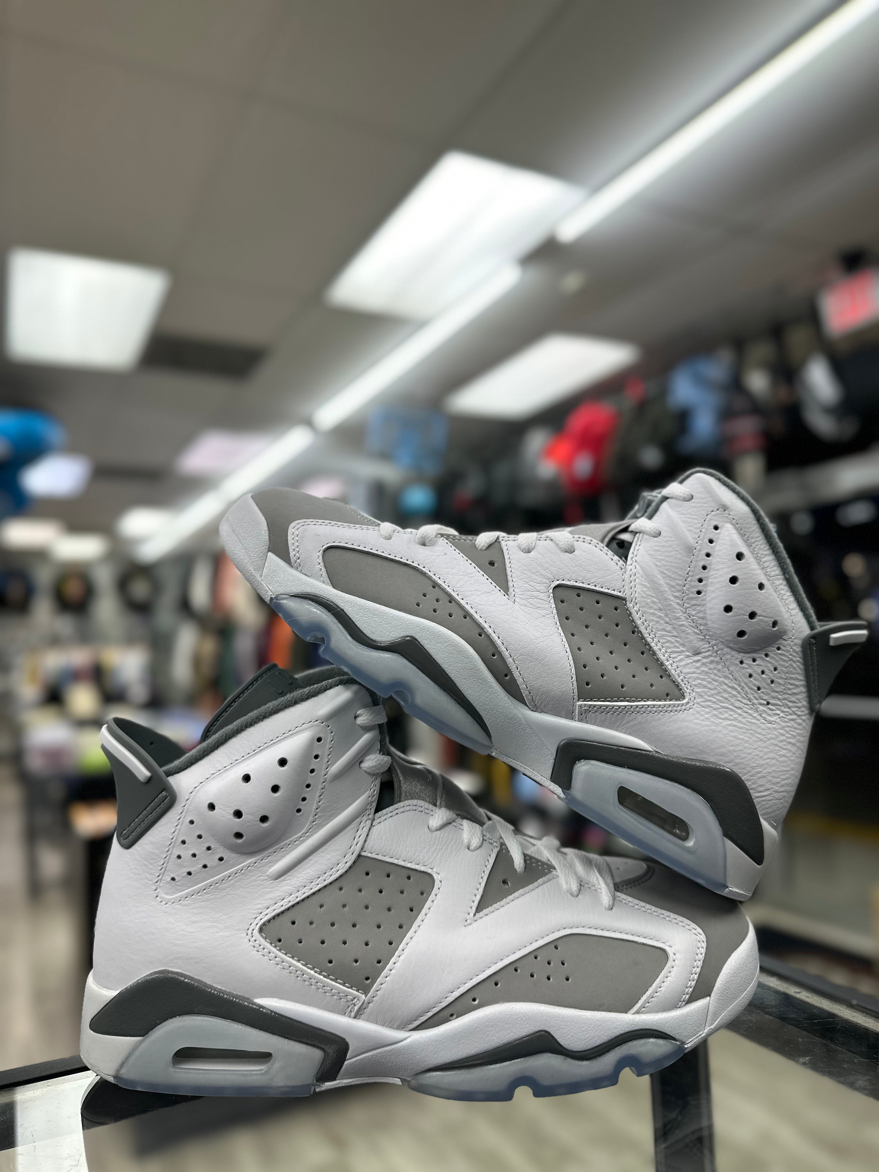 Air Jordan Retro 6 "Cool Grey"