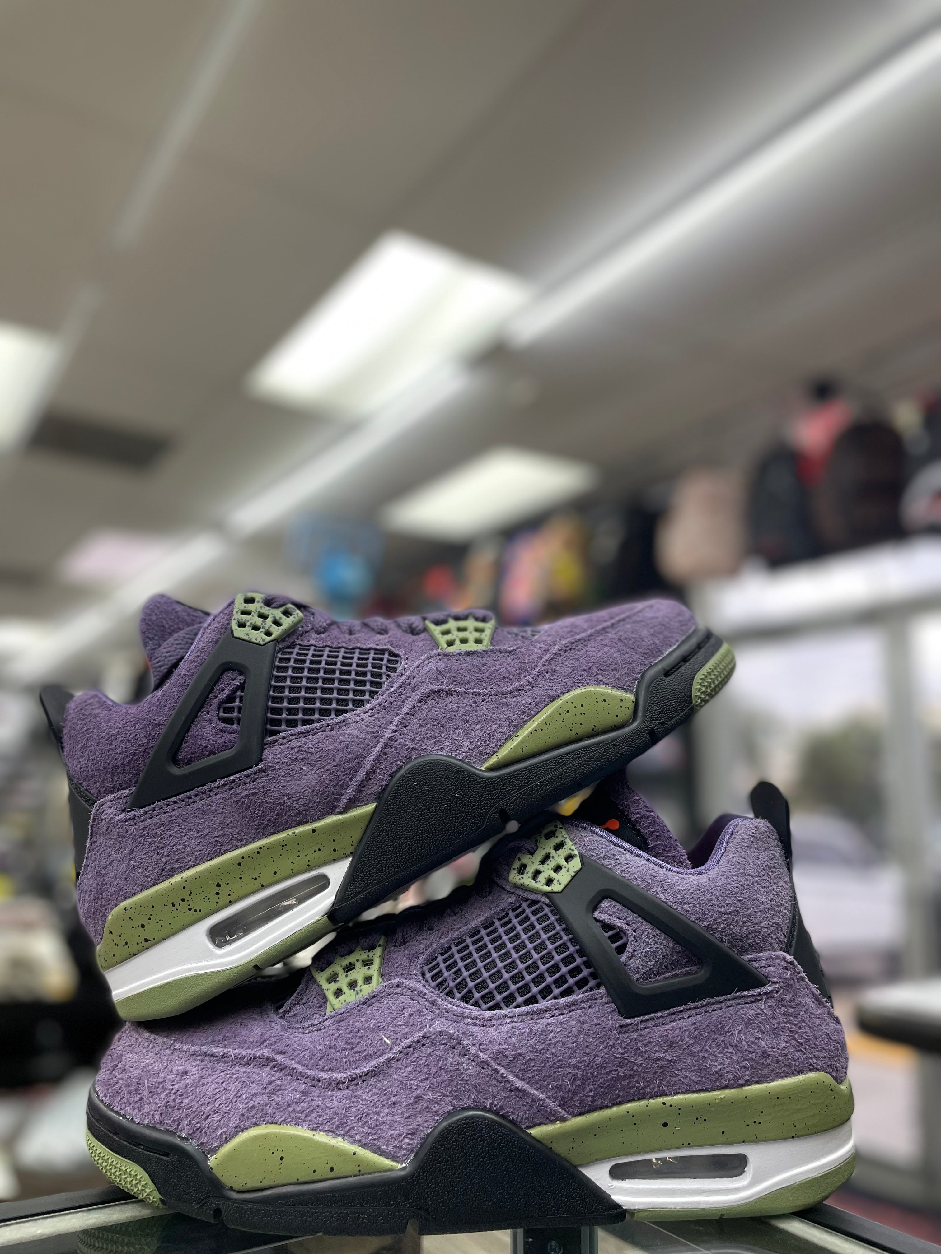 Air Jordan Retro 4 “Canyon Purple” (Womens)