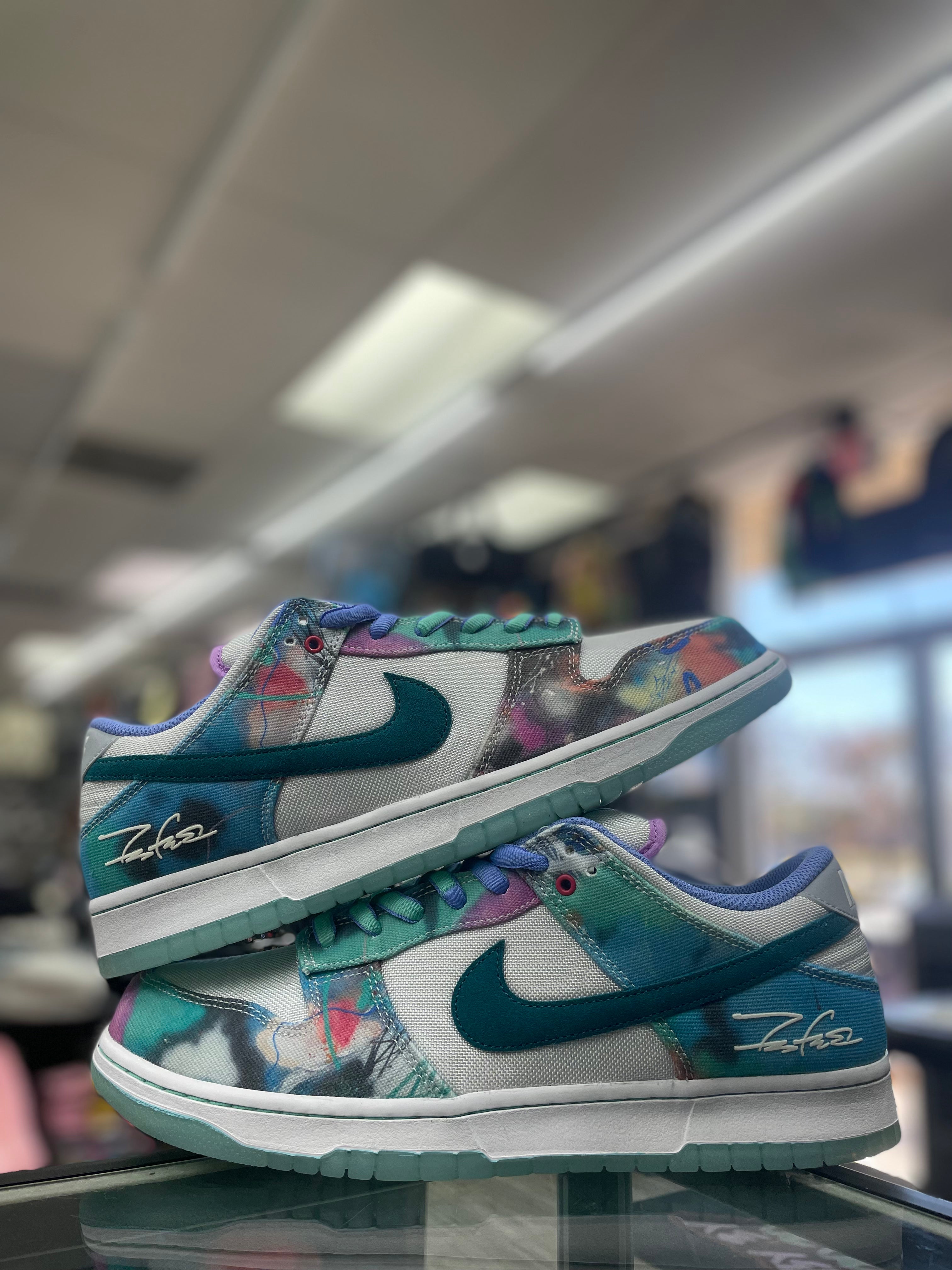 Nike SB Dunk Low “Futura Laboratories Bleached Aqua”