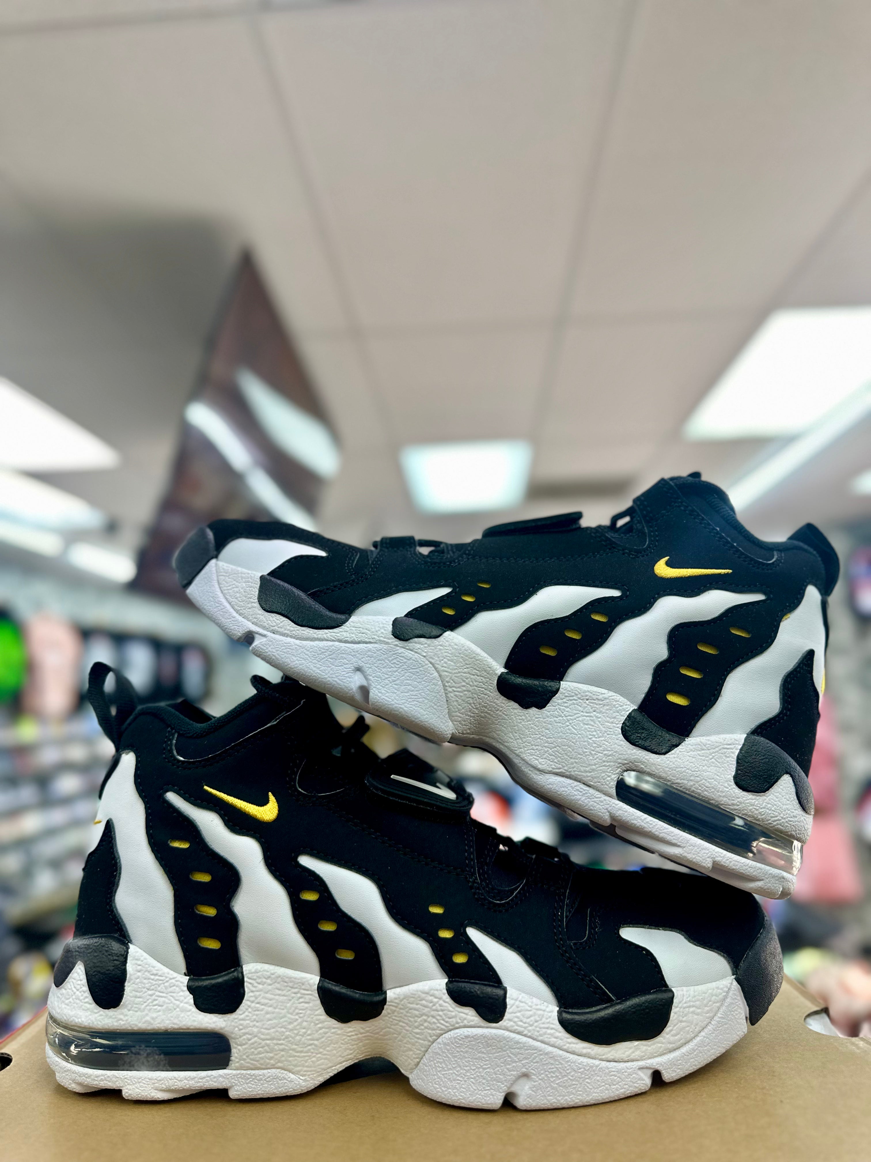 Nike Air Max Diamond Turf Max '96 Varsity Maize"