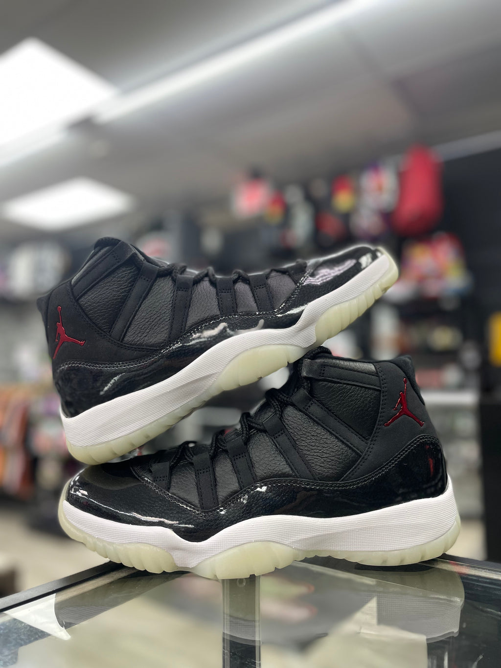 Youth Jordan Retro 11 cheapest 72-10 Size 4y