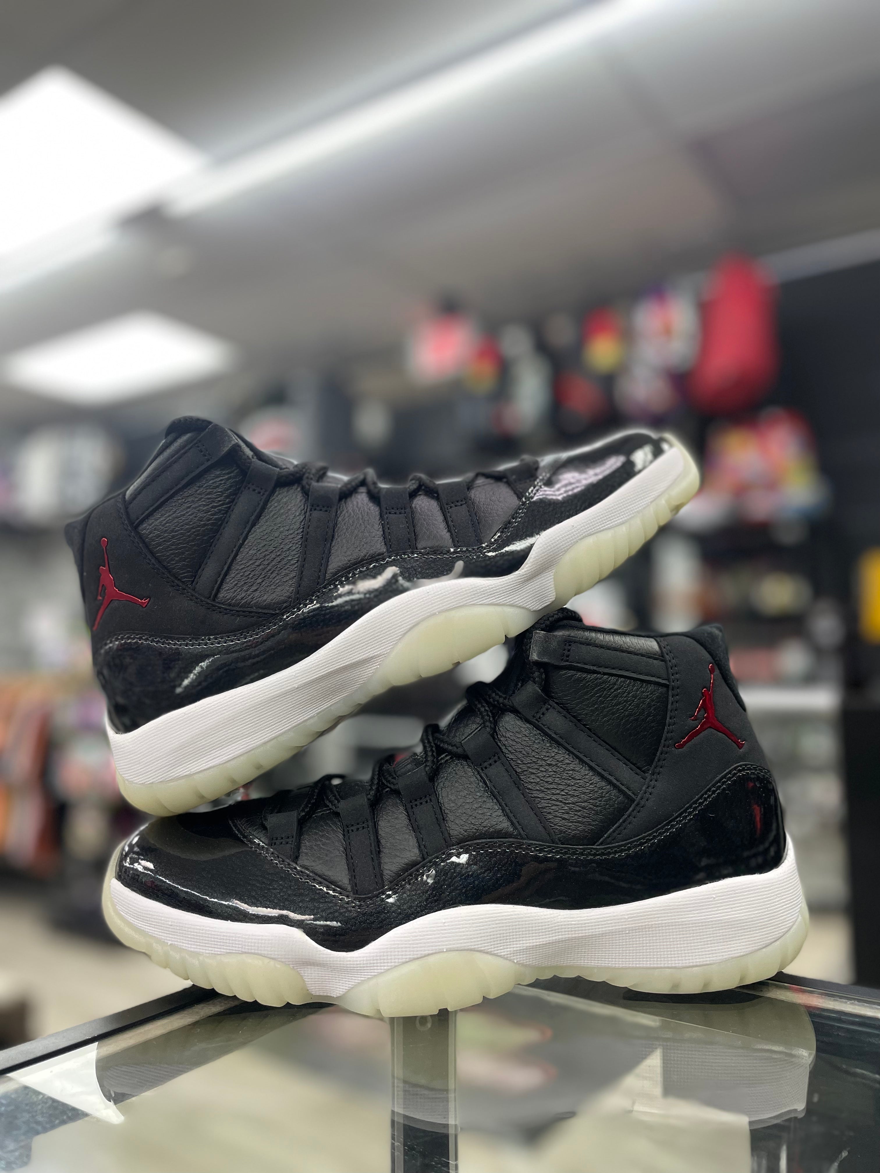 Air Jordan Retro 11 “72-10”