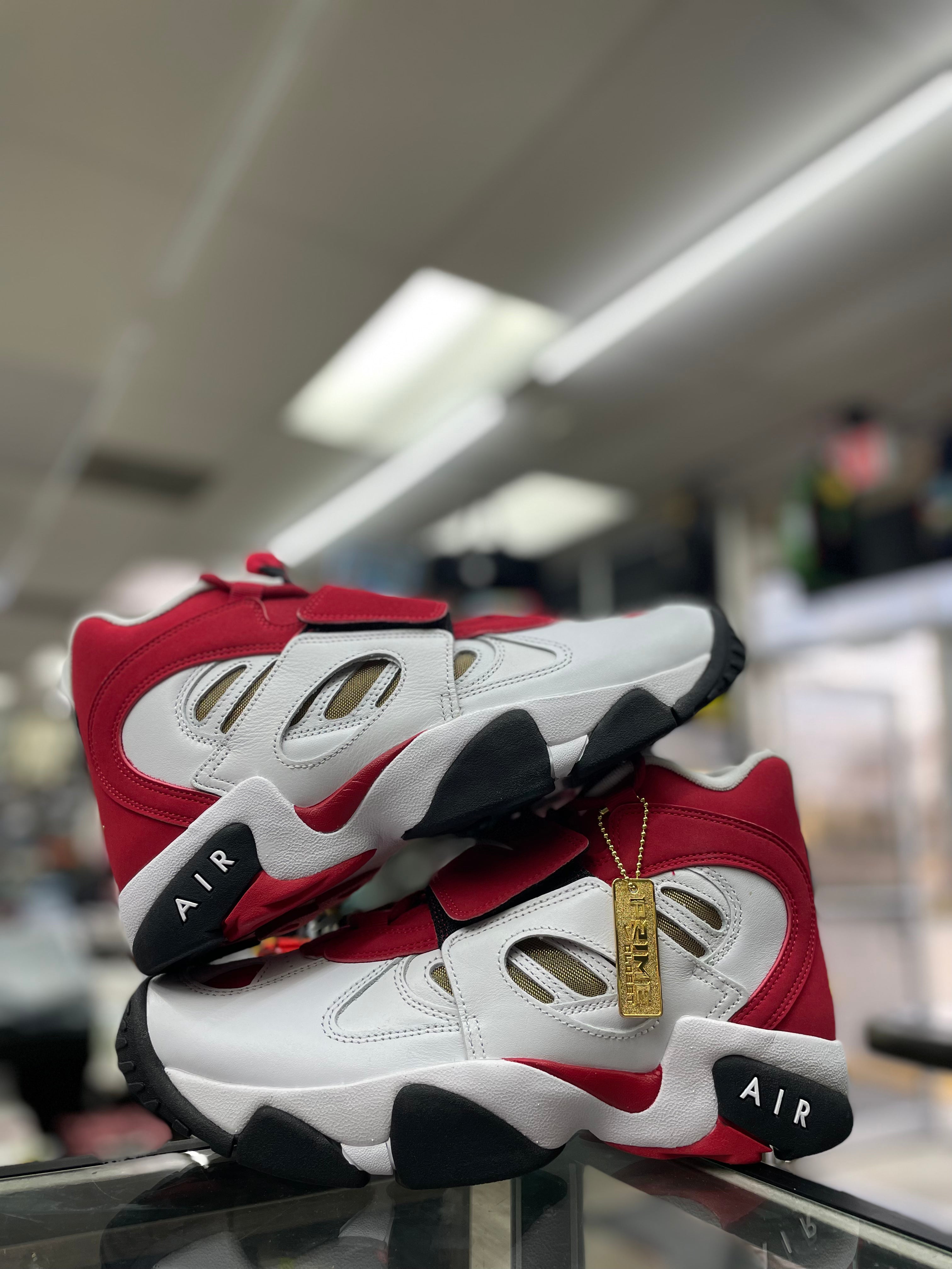 Nike Air Diamond Turf 2 “Reverse Prime Red” (II7080-600)