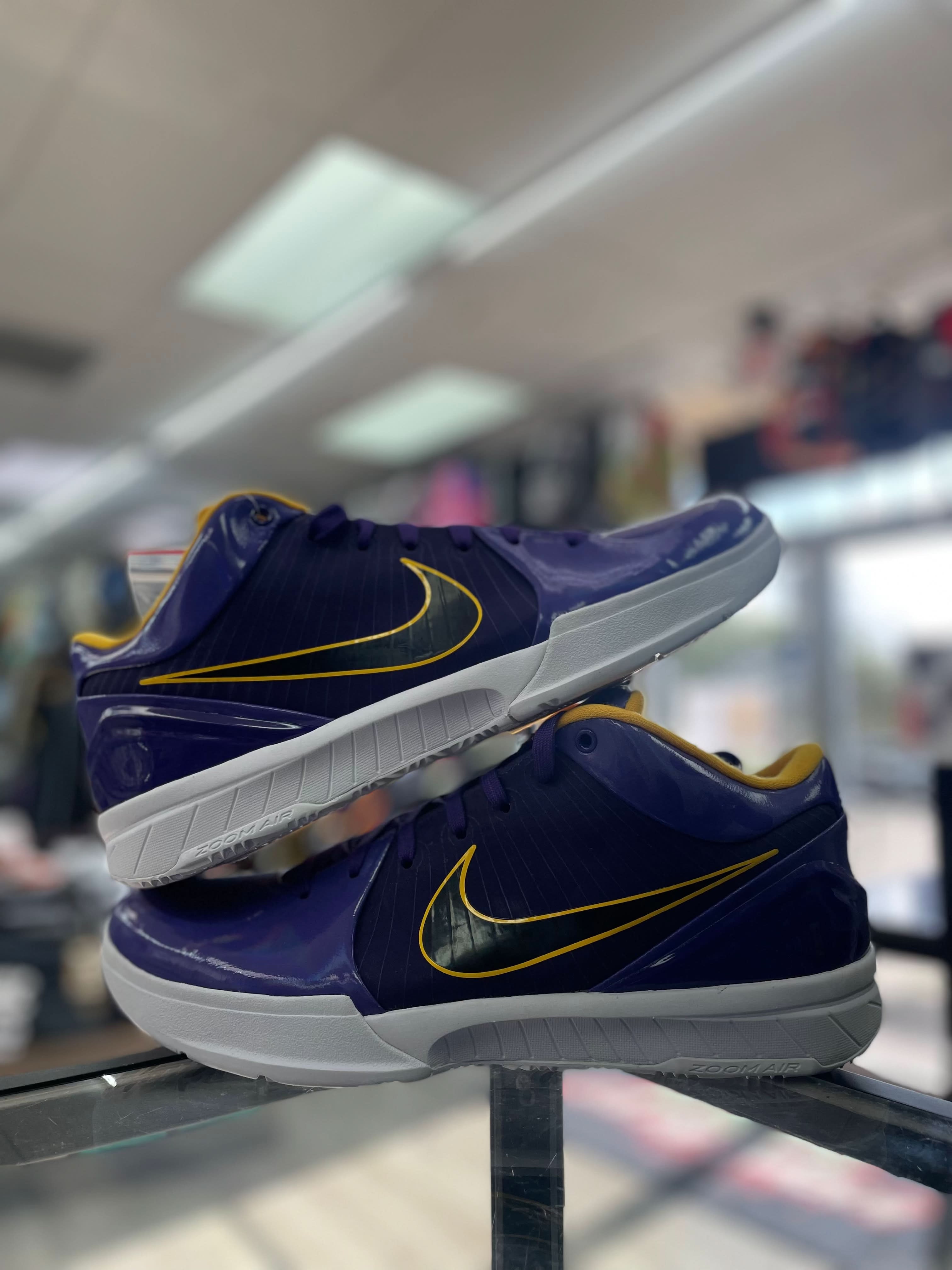 Nike Kobe 4 Protro Undefeated Los Angeles Lakers