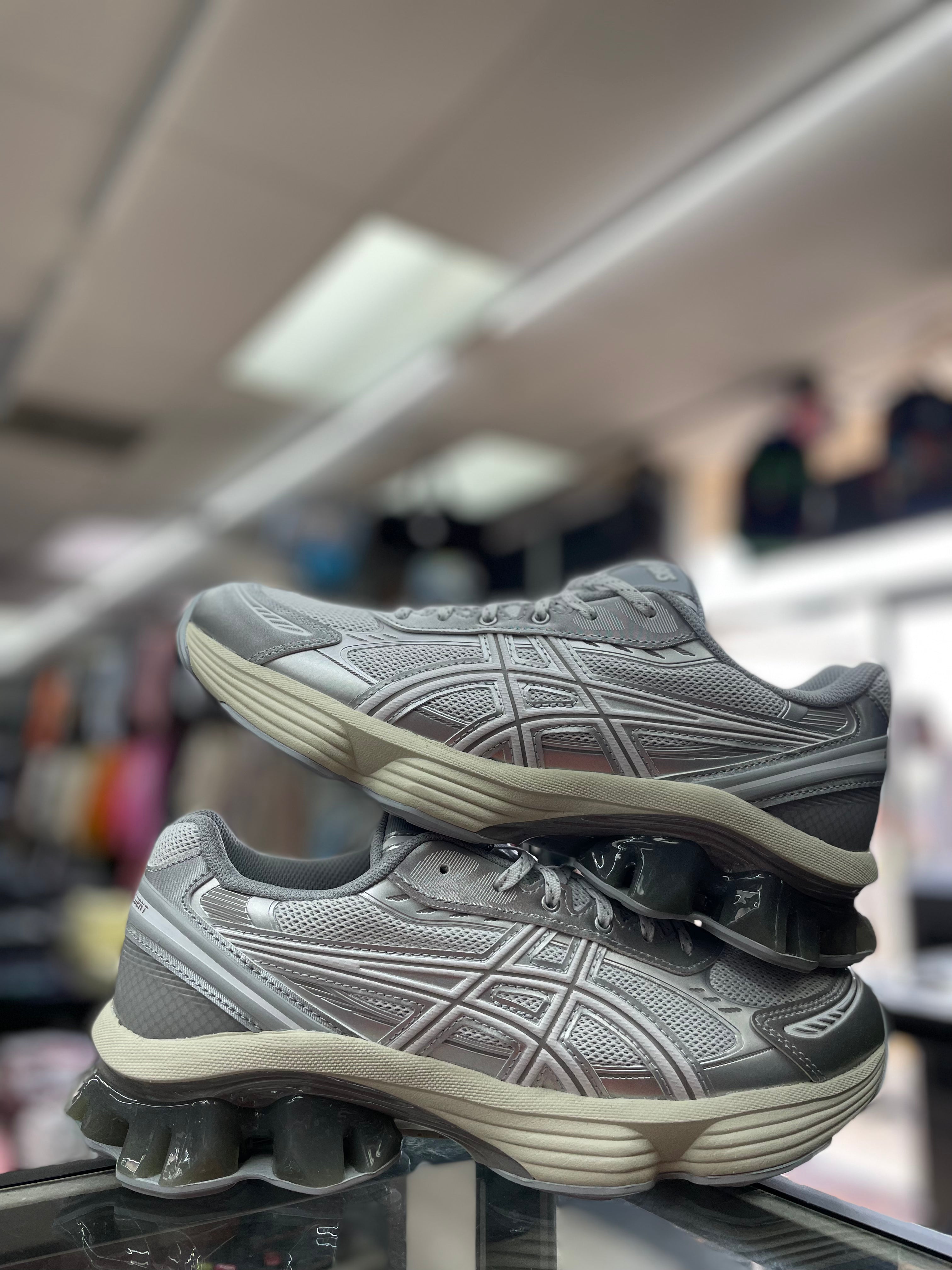 Asics Gel-Kinetic Fluent “White White” (1203A591-101)