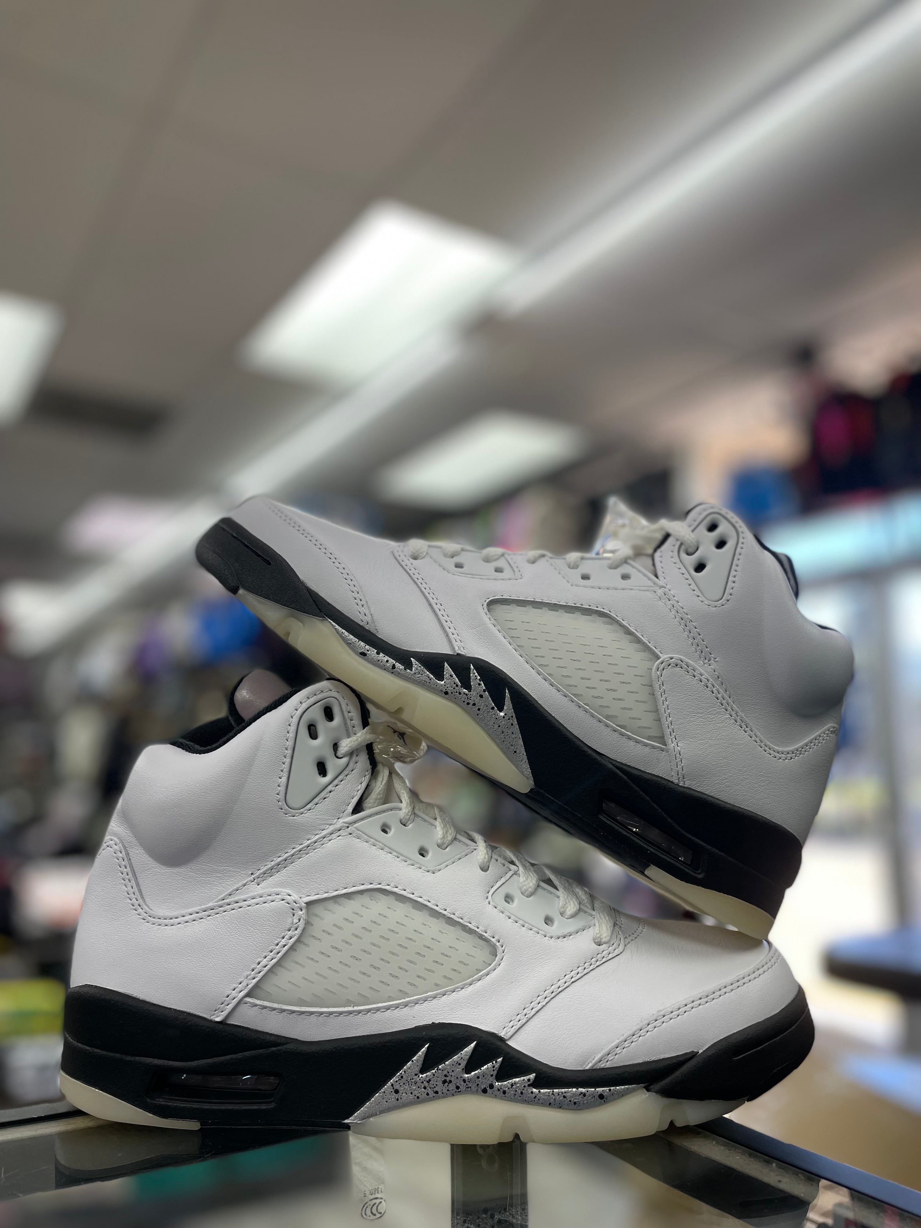 Air Jordan Retro 5 “Reverse Metallic” (MEN)