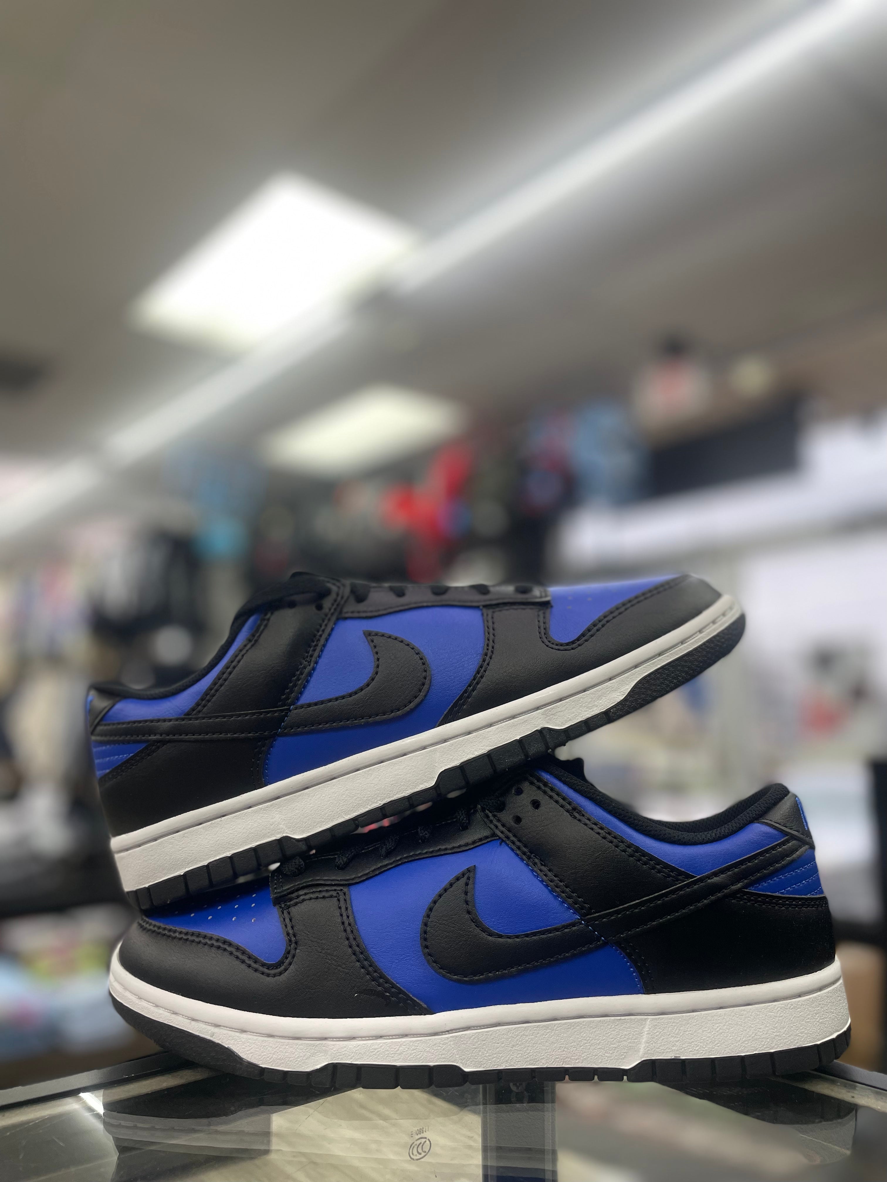 Nike Dunk Low "Hyper Royal" (Men)