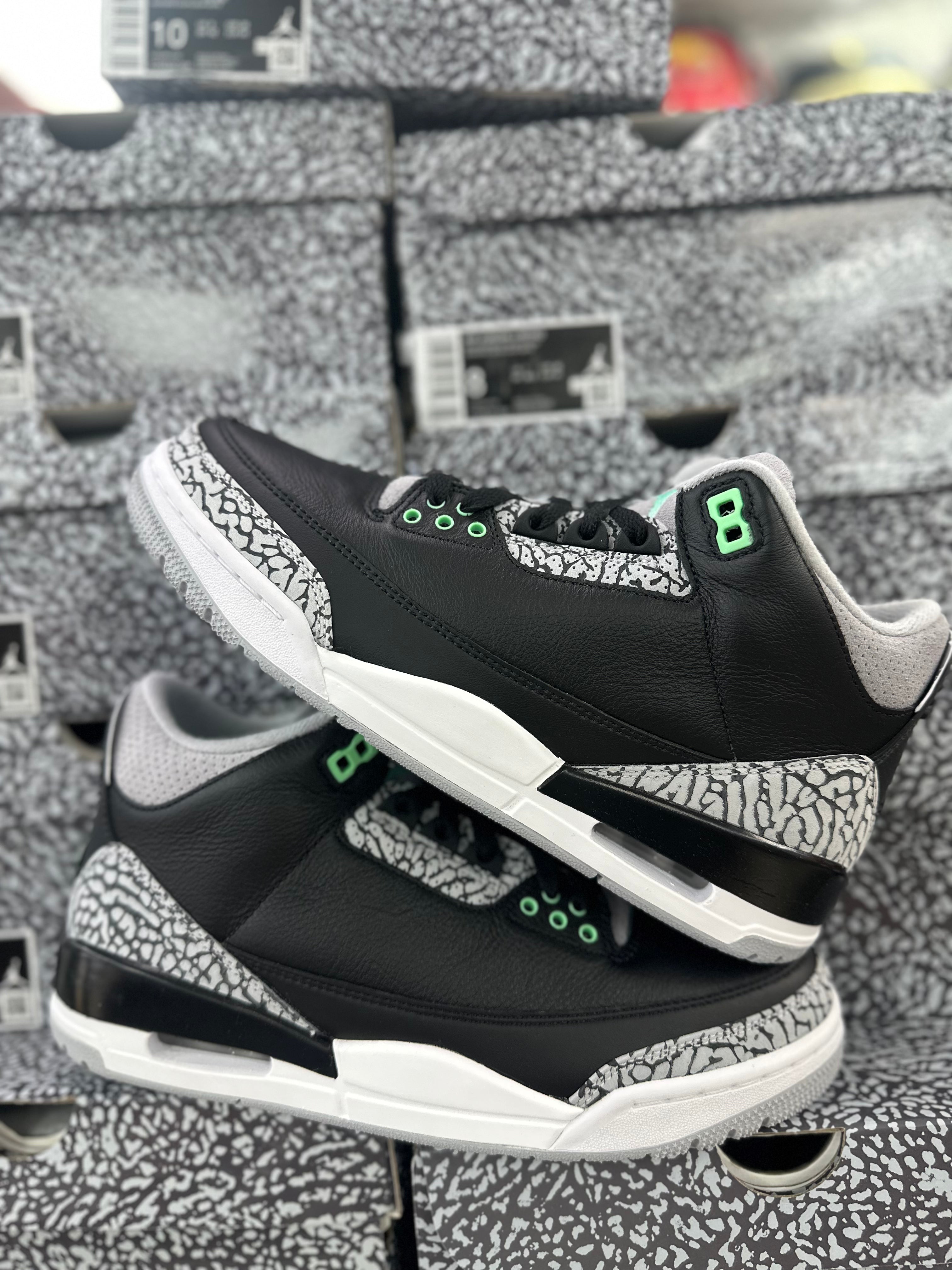 Air Jordan Retro 3 Green Glow