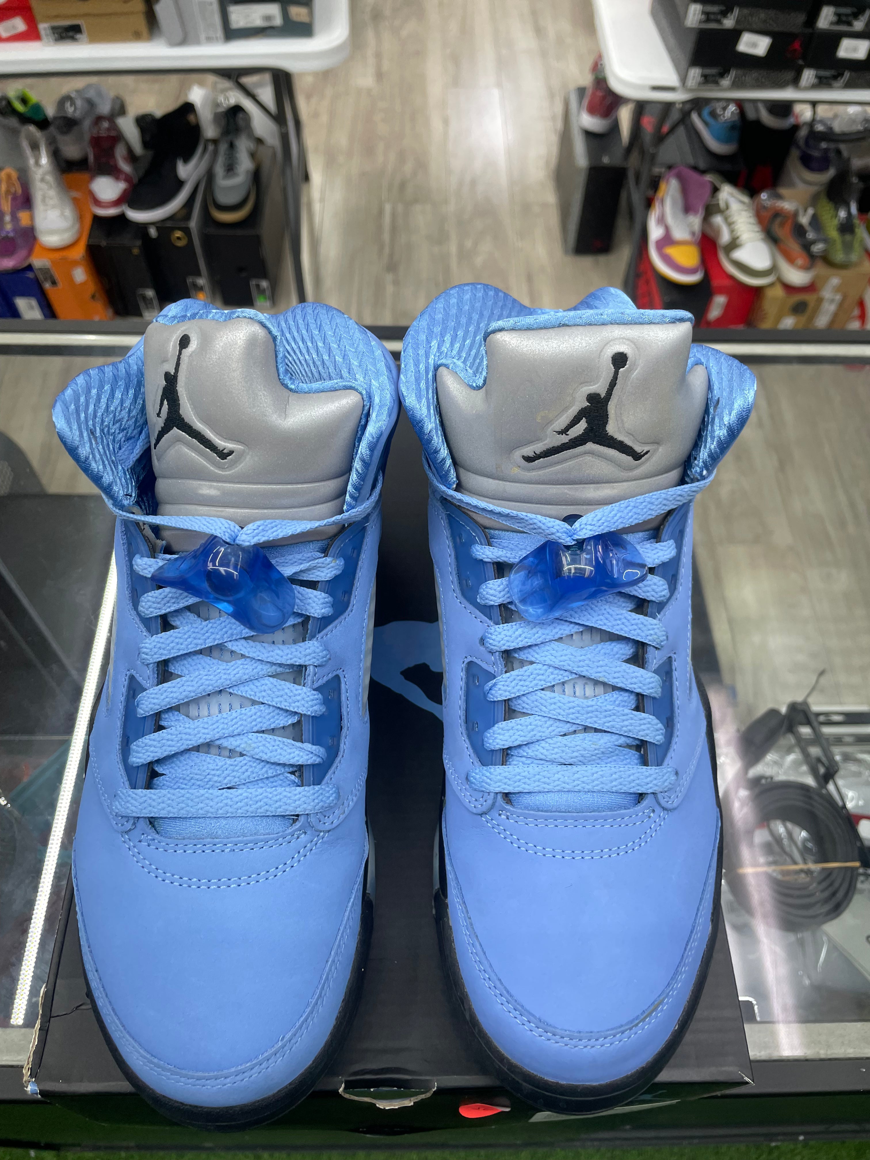 Air Jordan Retro 5 "Unc" *Size 8 Preowned*