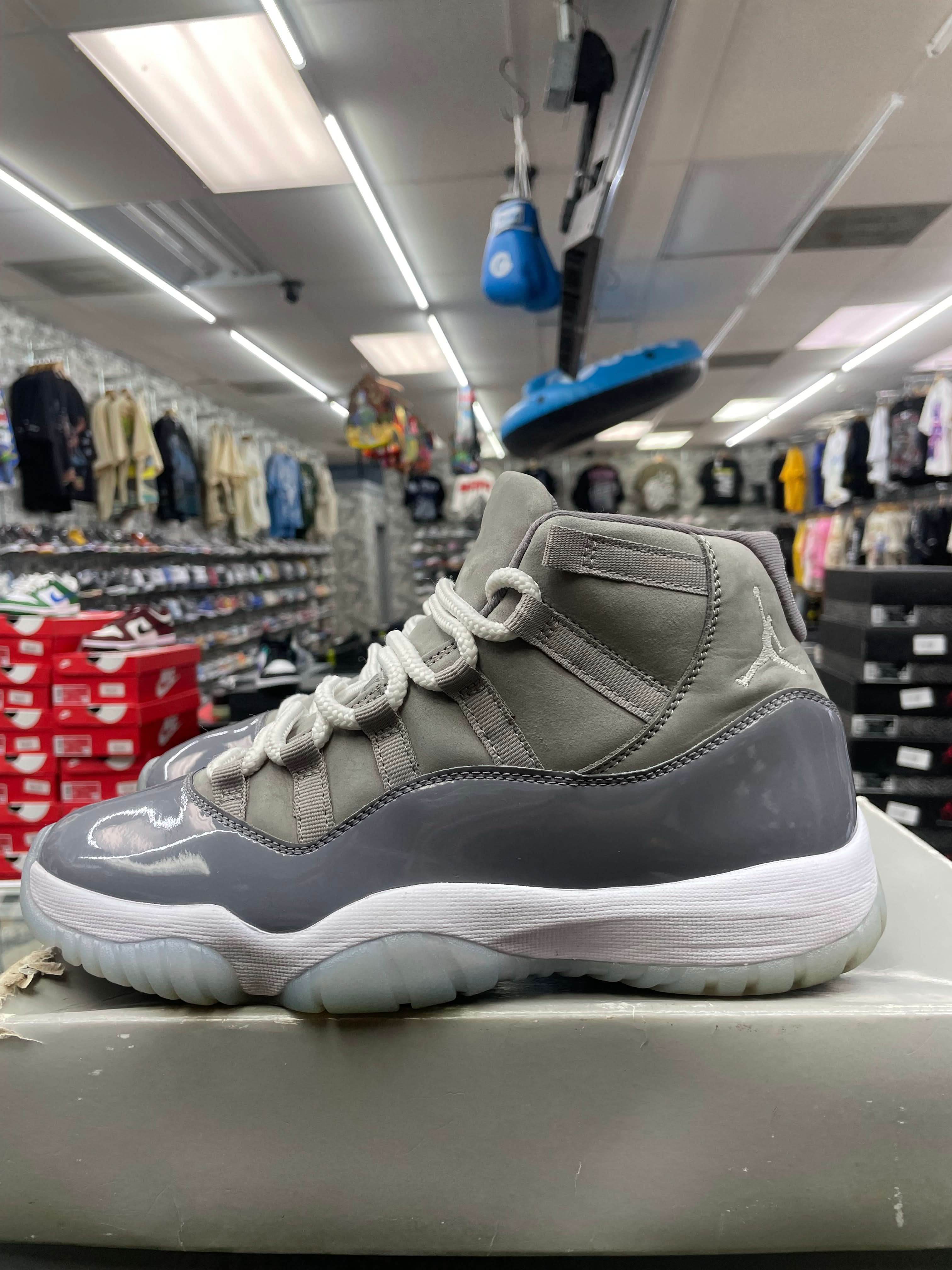 Air Jordan Retro 11 "Cool Grey" *Size 8.5 Preowned*