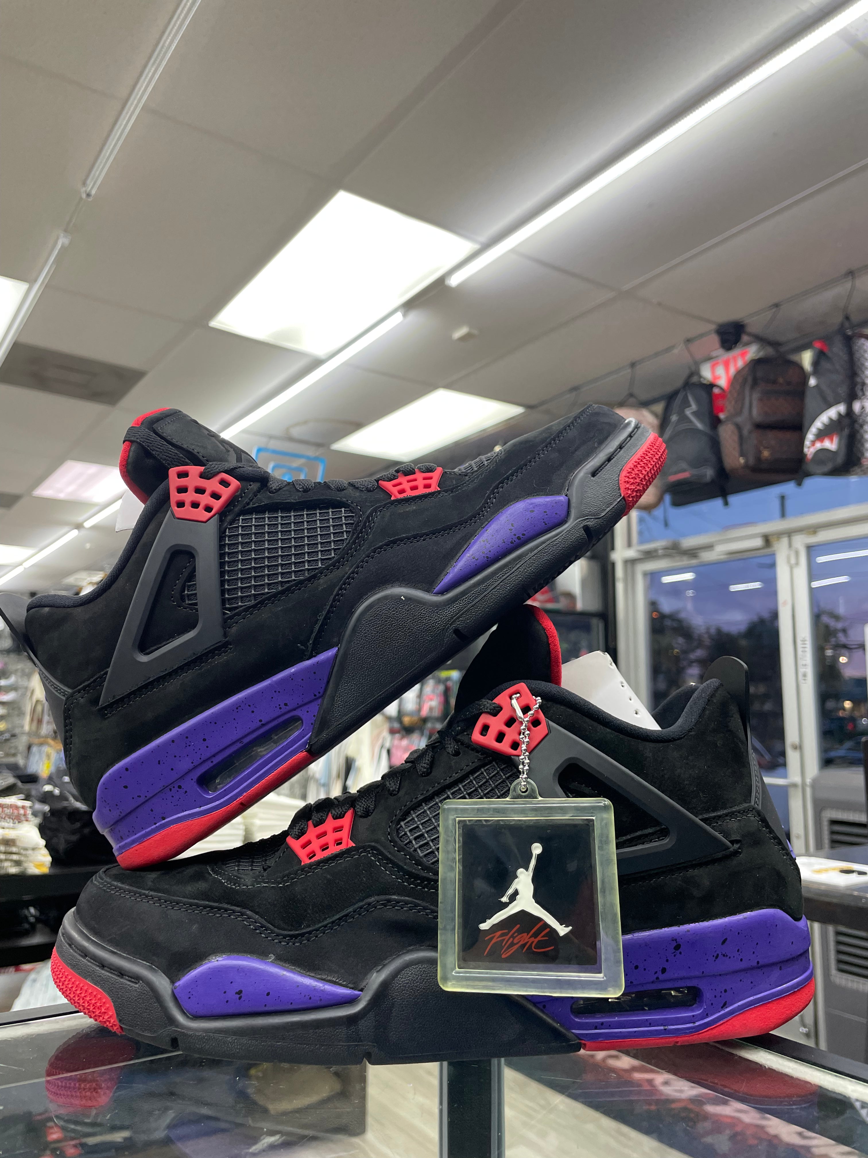 Air Jordan Retro 4 “Raptors”