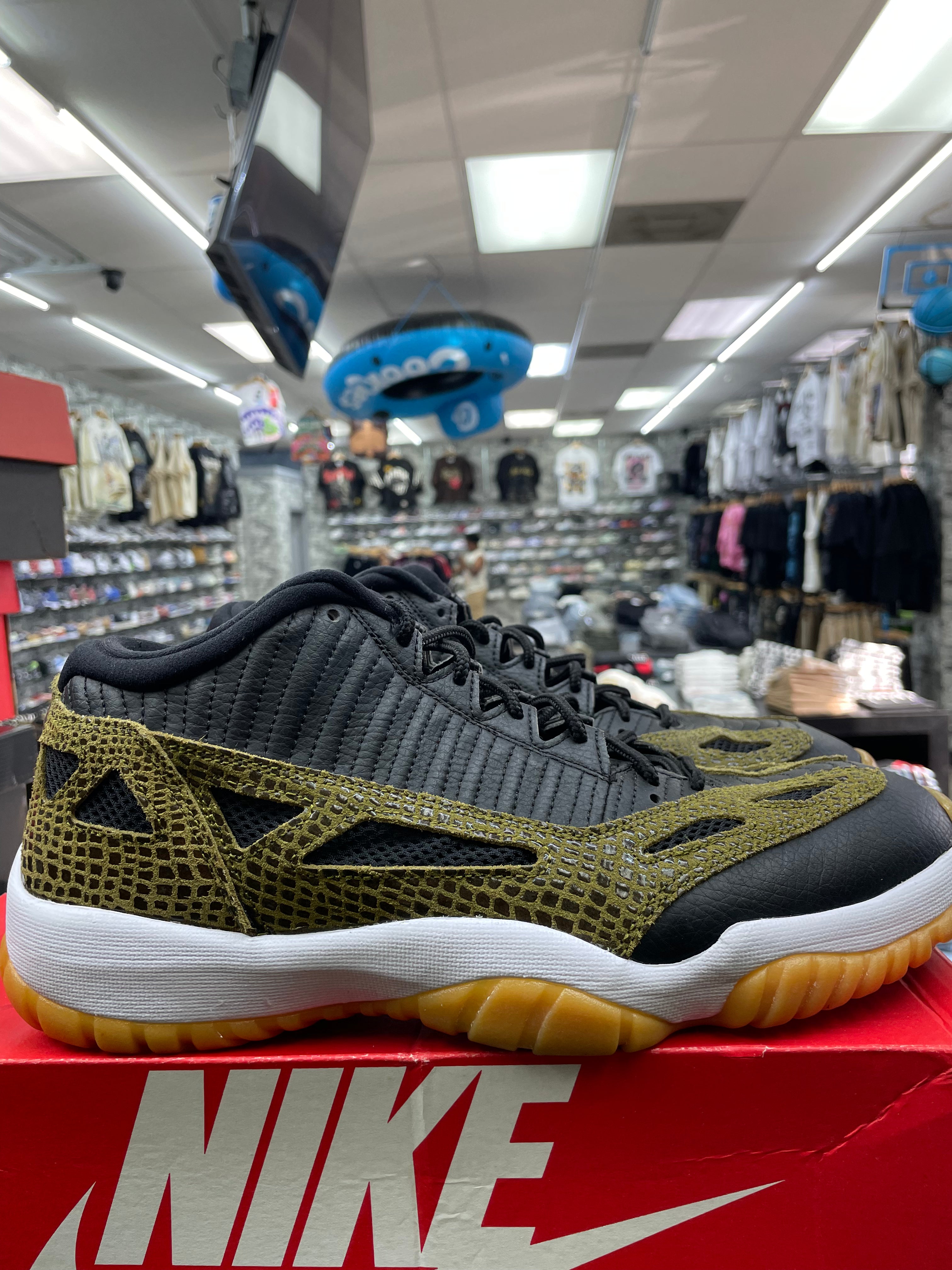 Air Jordan Retro 11 Low “Militia Green” *Size 11.5 Preowned*