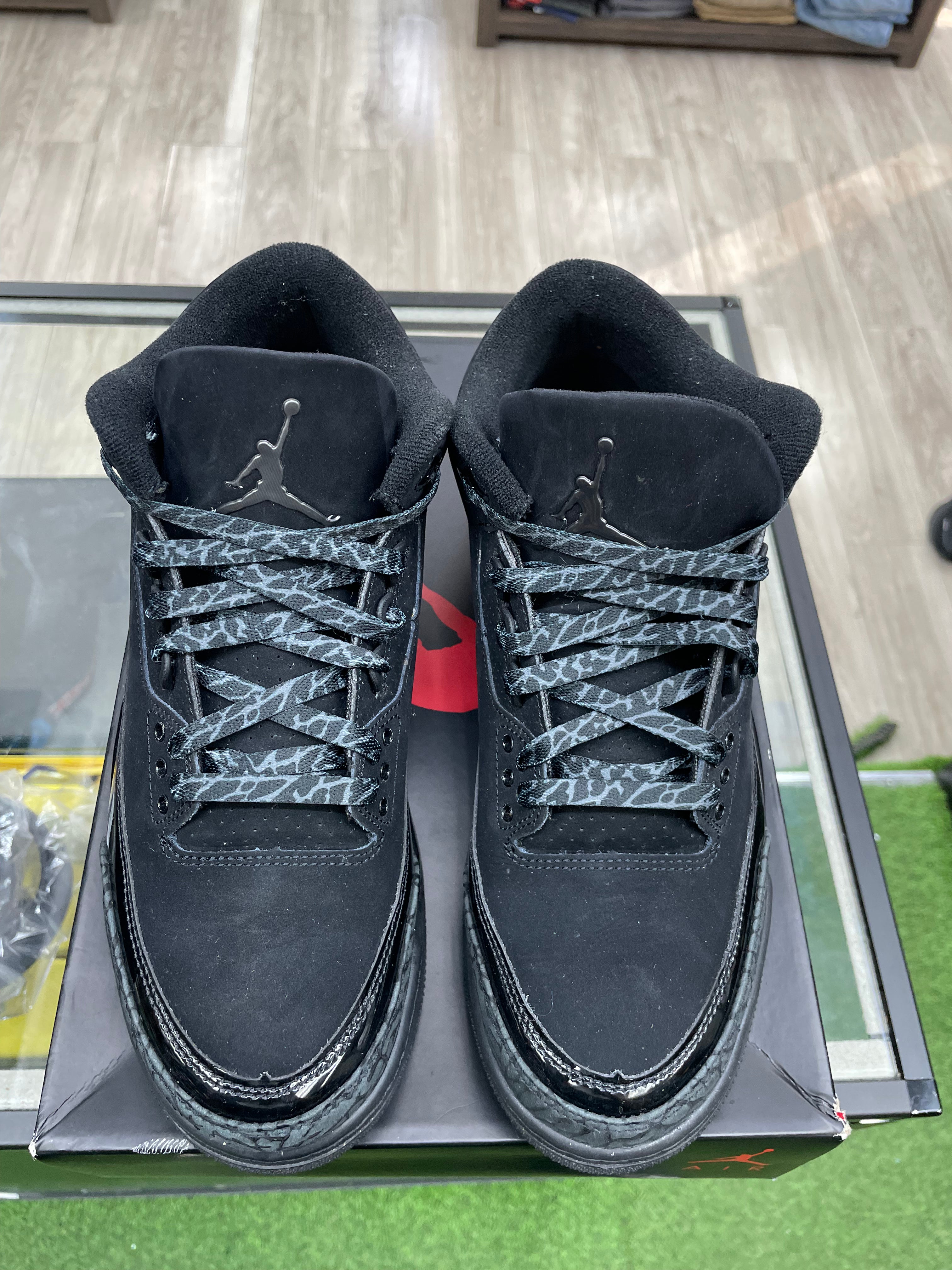 Air Jordan Retro 3 “Black Cat” *Size 8.5 Preowned*