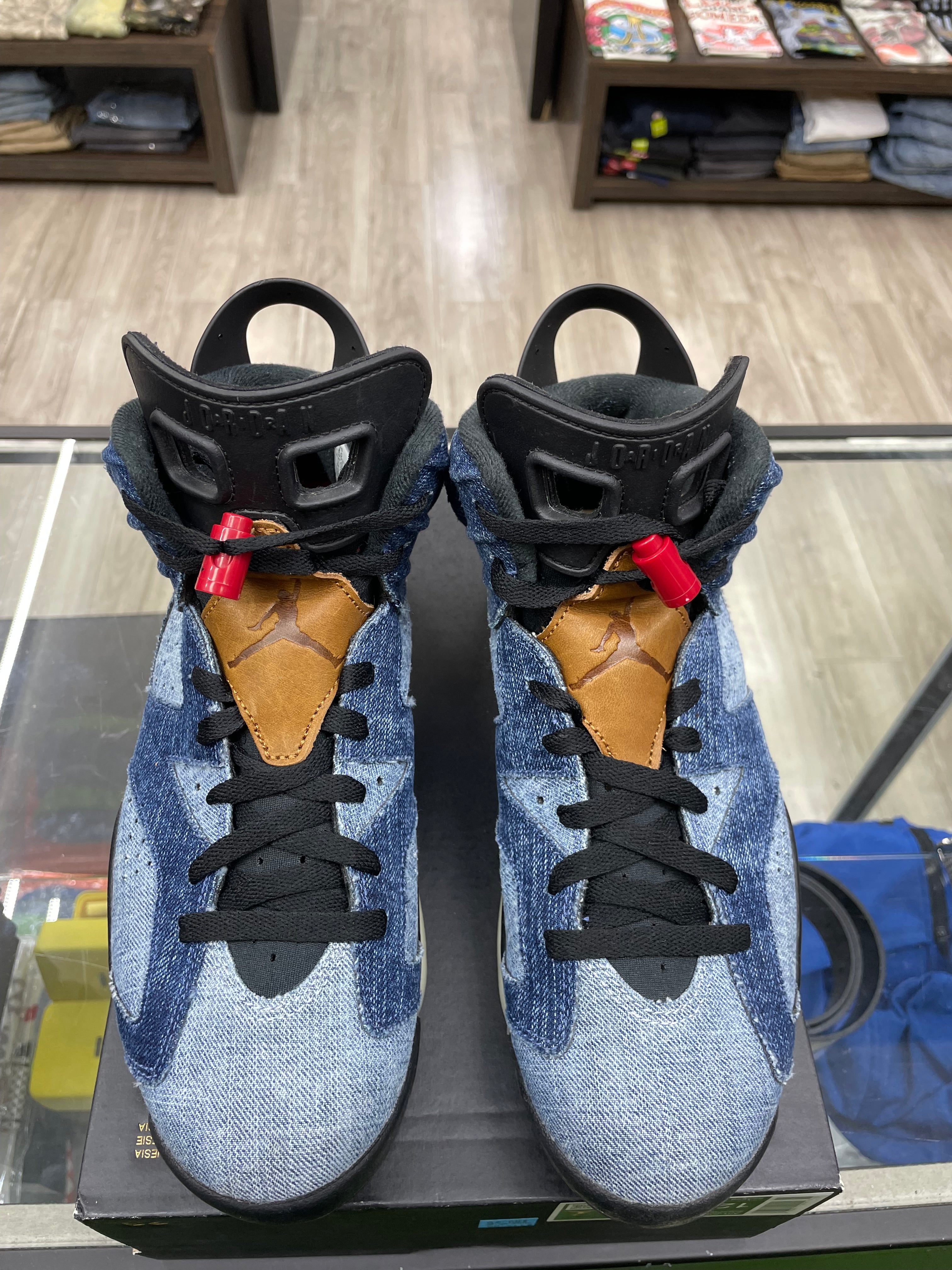 Air Jordan Retro 6 "Denim" *Size 8.5 Preowned*