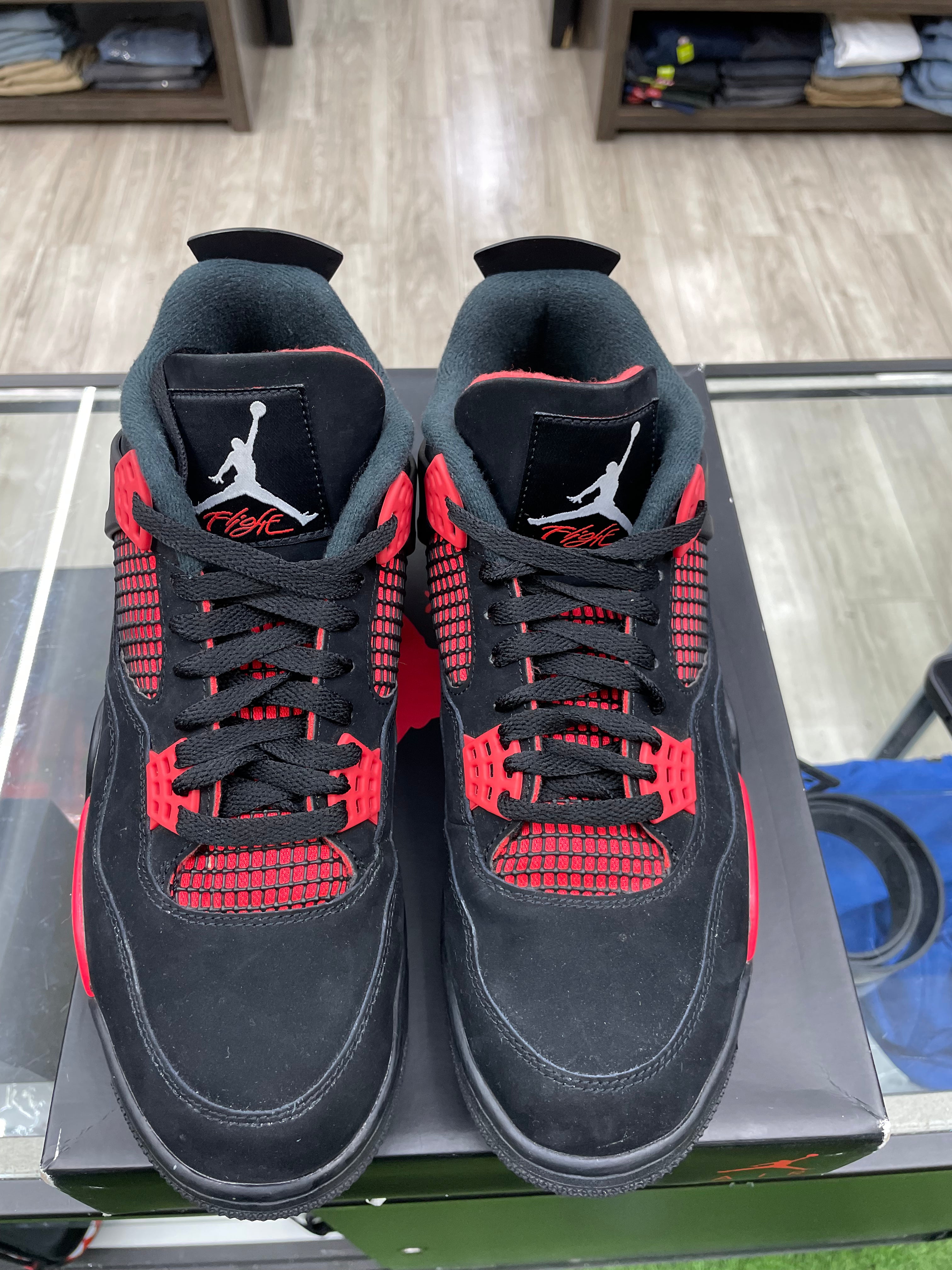 Air Jordan Retro 4 "Red Thunder" *Size 11 Preowned*