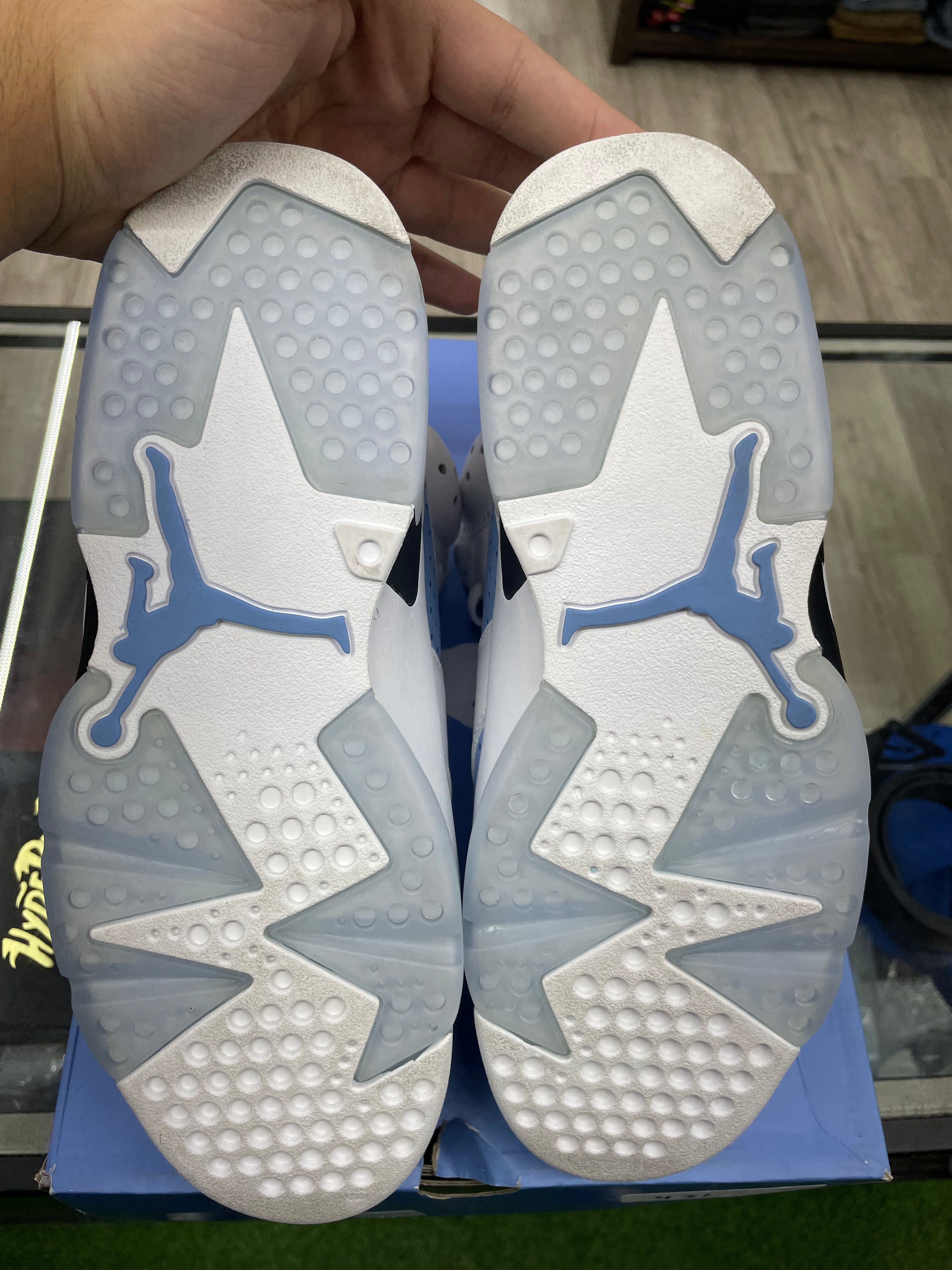Air Jordan Retro 6 "Unc" *Size 8.5 Preowned*