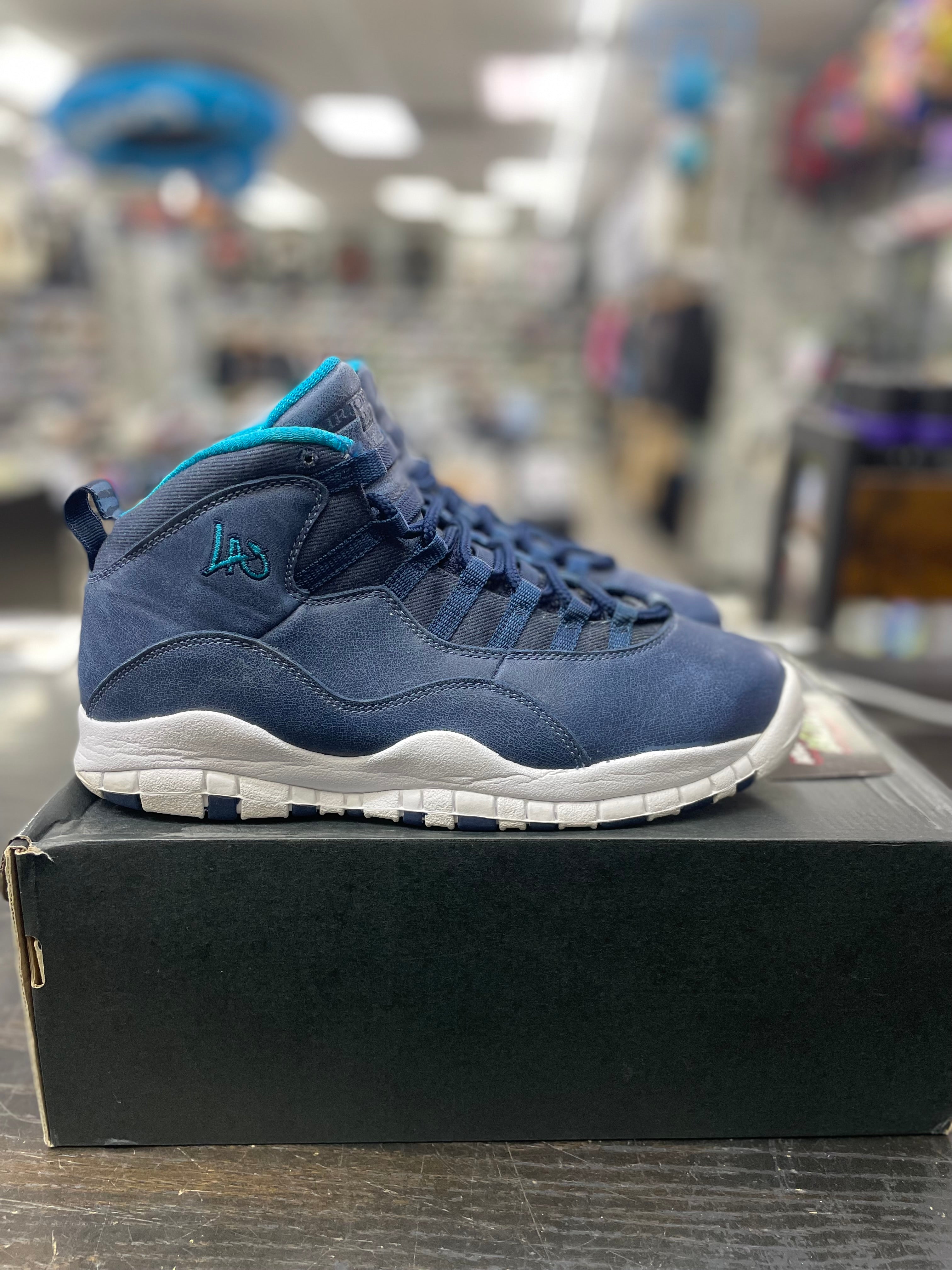 Air Jordan Retro 10 "Los Angeles" *Size 8.5 Preowned*