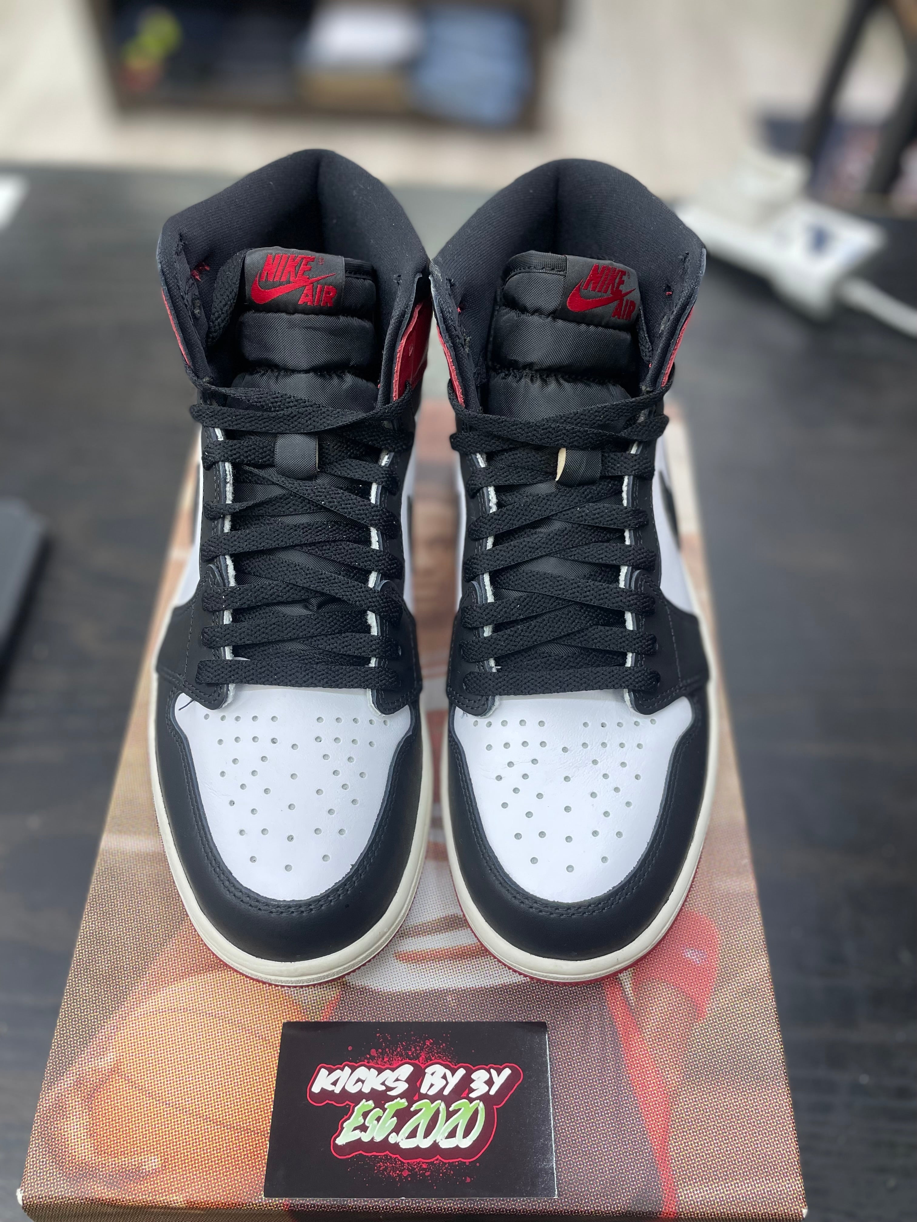 Air Jordan  1 "Black Toe Reimagined" *Size 9 Preowned*