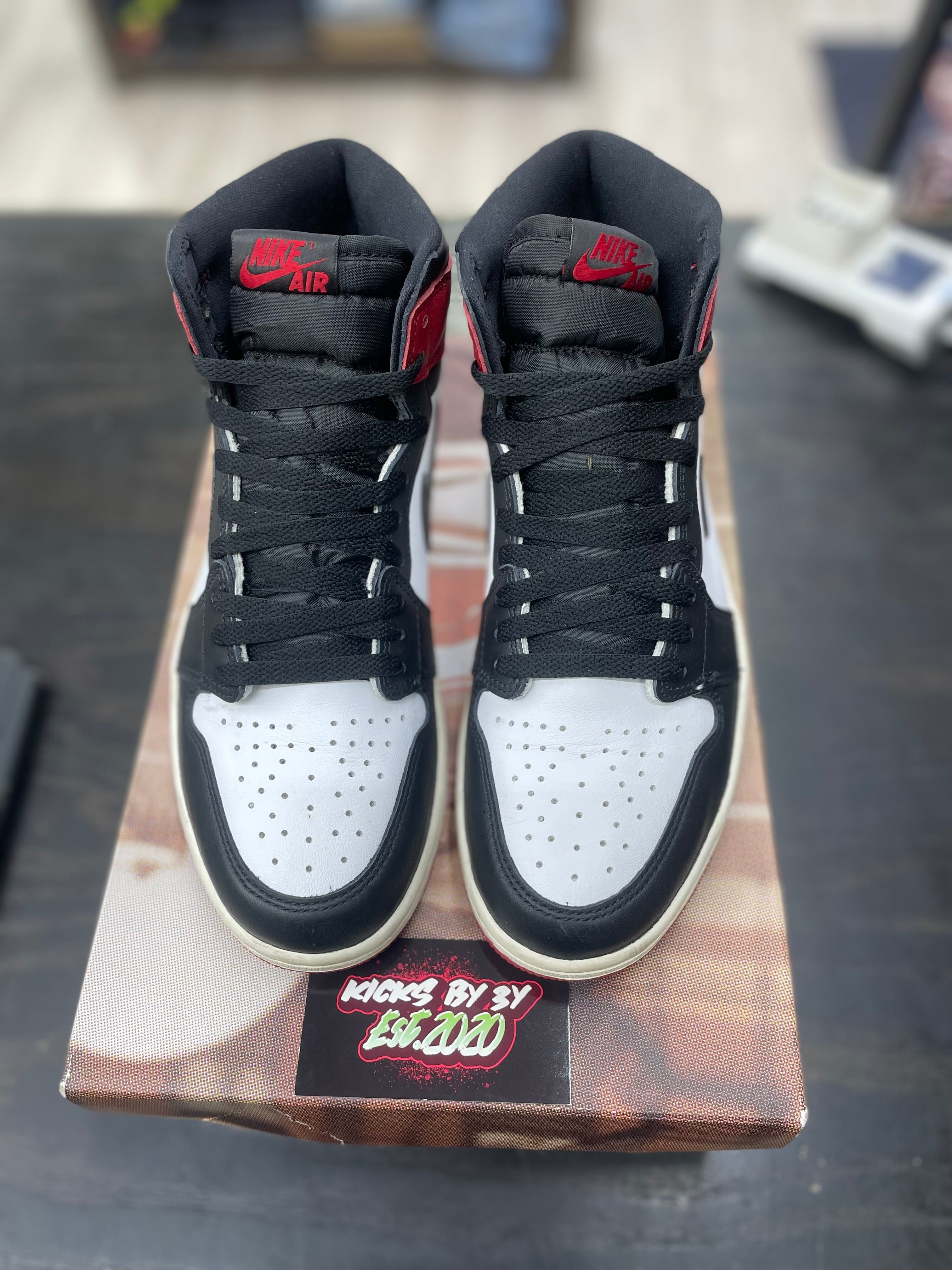 Air Jordan  1 "Black Toe Reimagined" *Size 8.5 Preowned*
