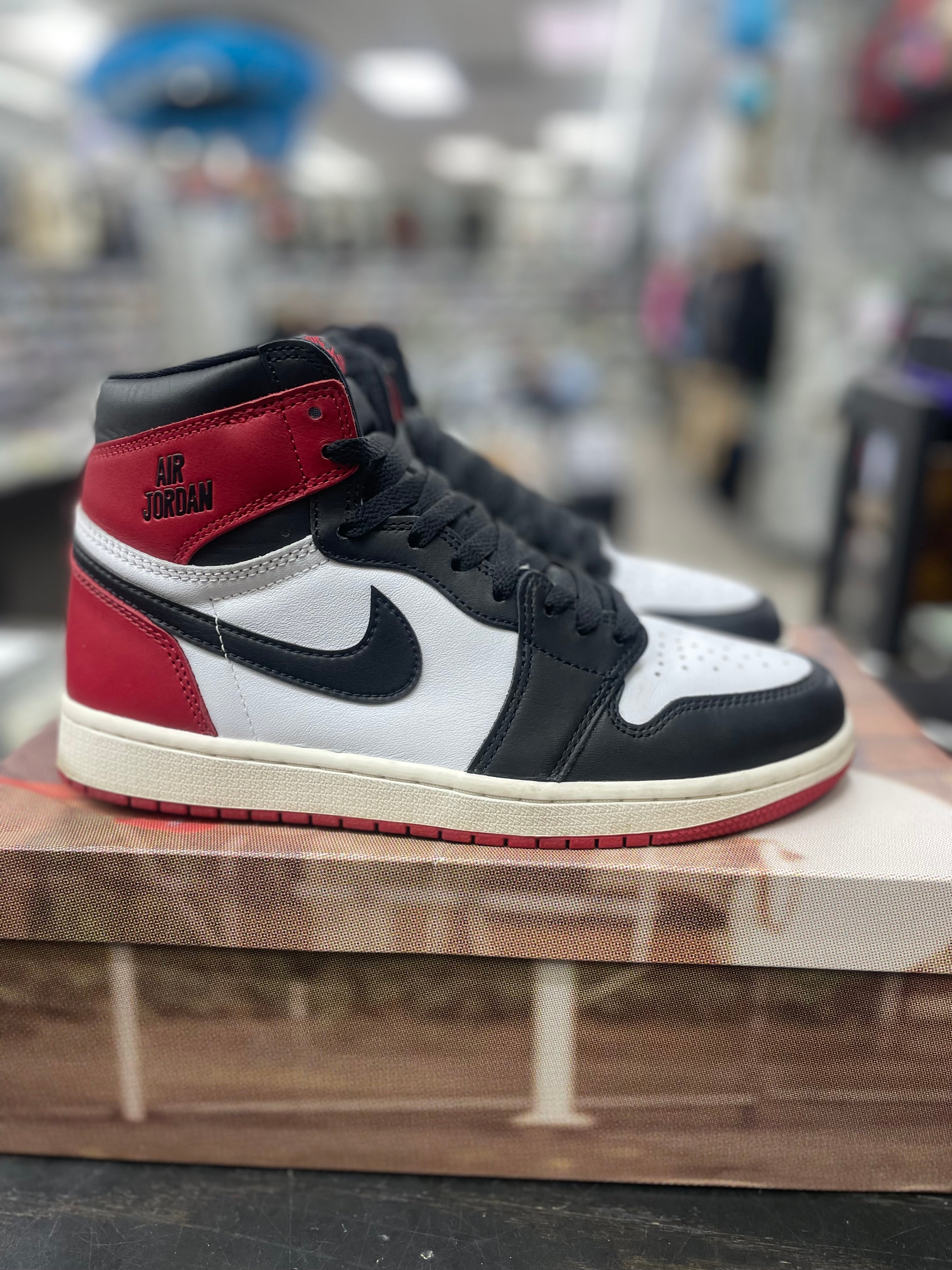 Air Jordan  1 "Black Toe Reimagined" *Size 8.5 Preowned*