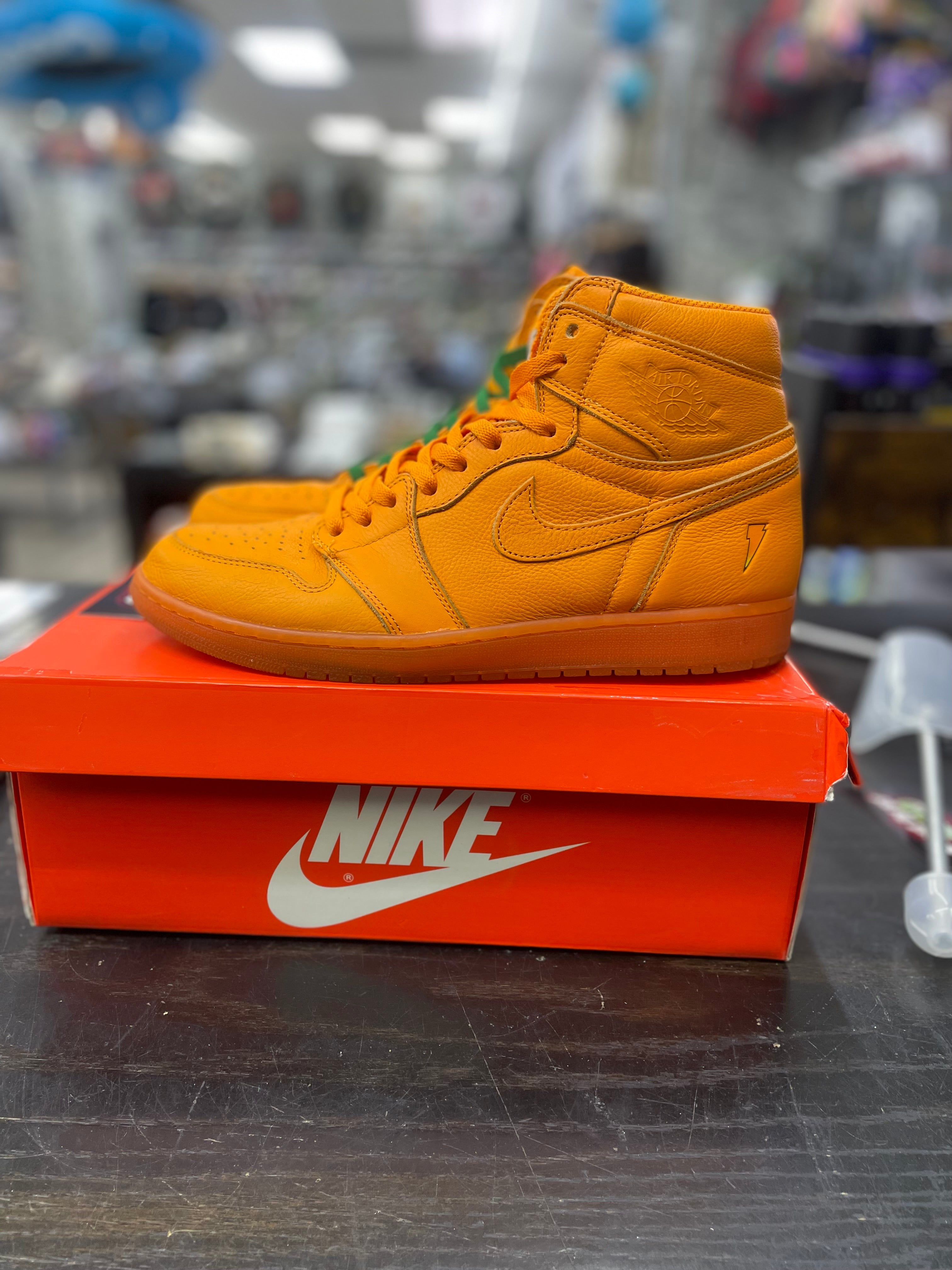 Air Jordan 1 x Gatorade  "Orange Peal" *Size 11 Preowned*