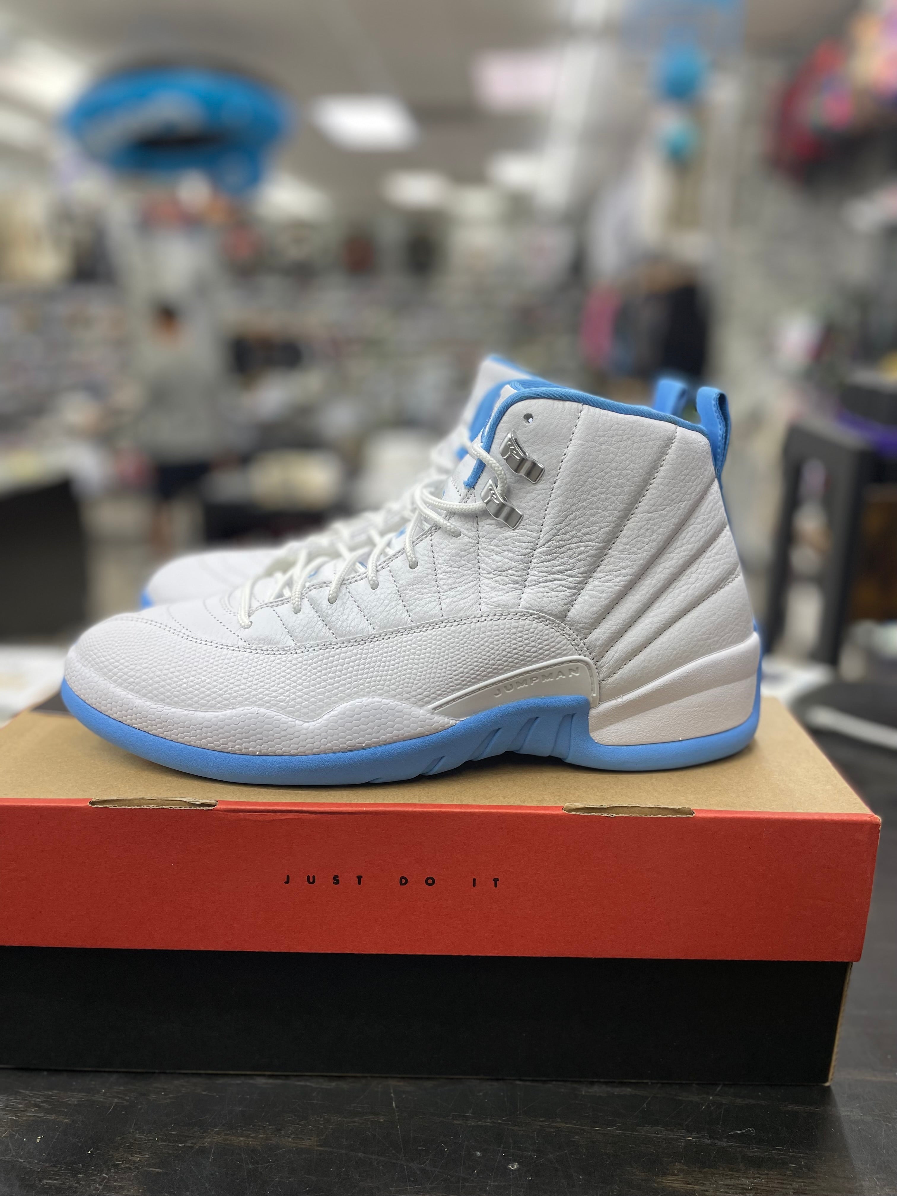 Air Jordan Retro 12 "Melo" *Size 12 Preowned*