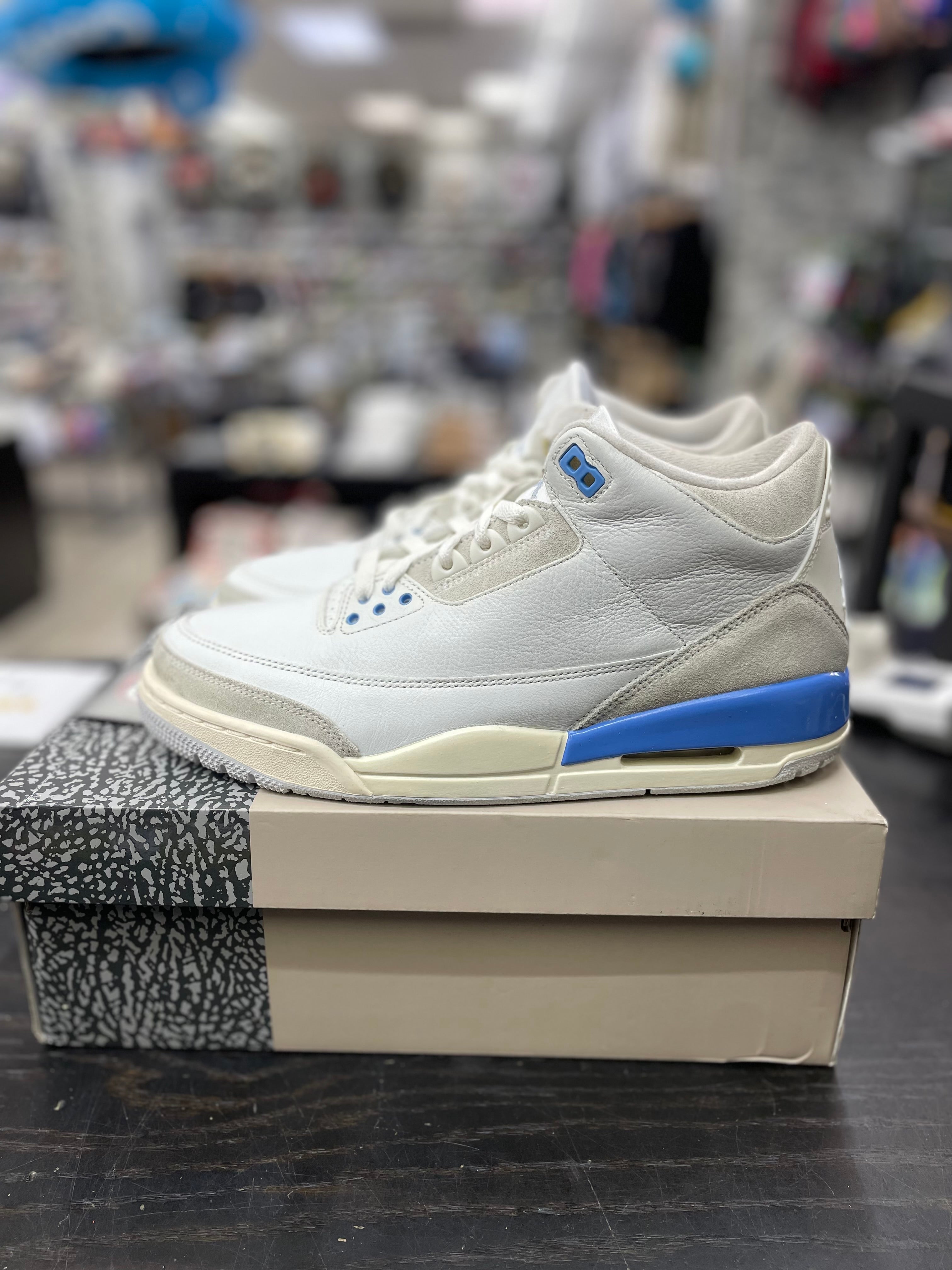 Air Jordan Retro 3 "Lucky Shorts" *Size 10 Preowned*