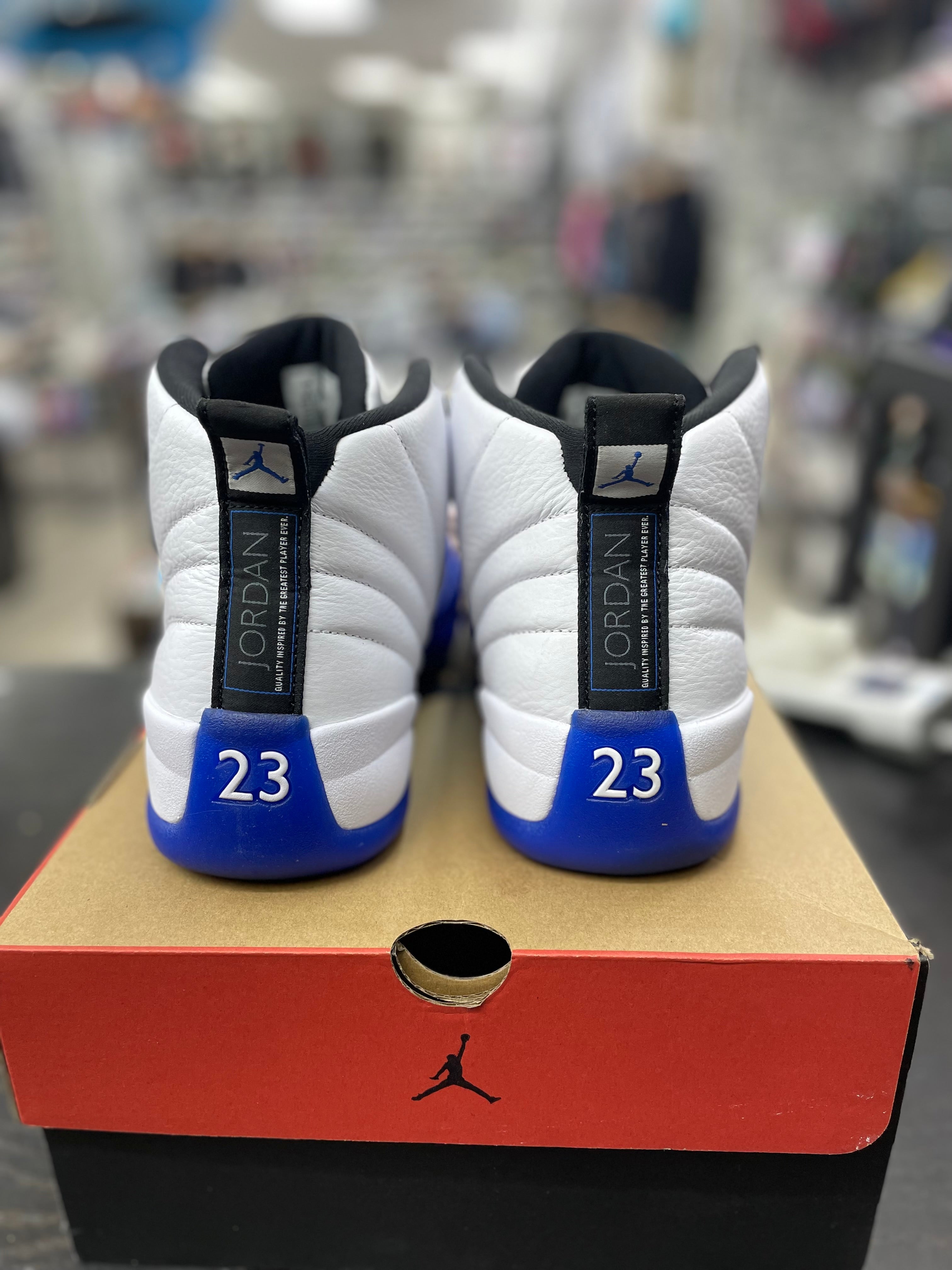 Air Jordan Retro 12 "Blueberry" *Size 9 Preowned*