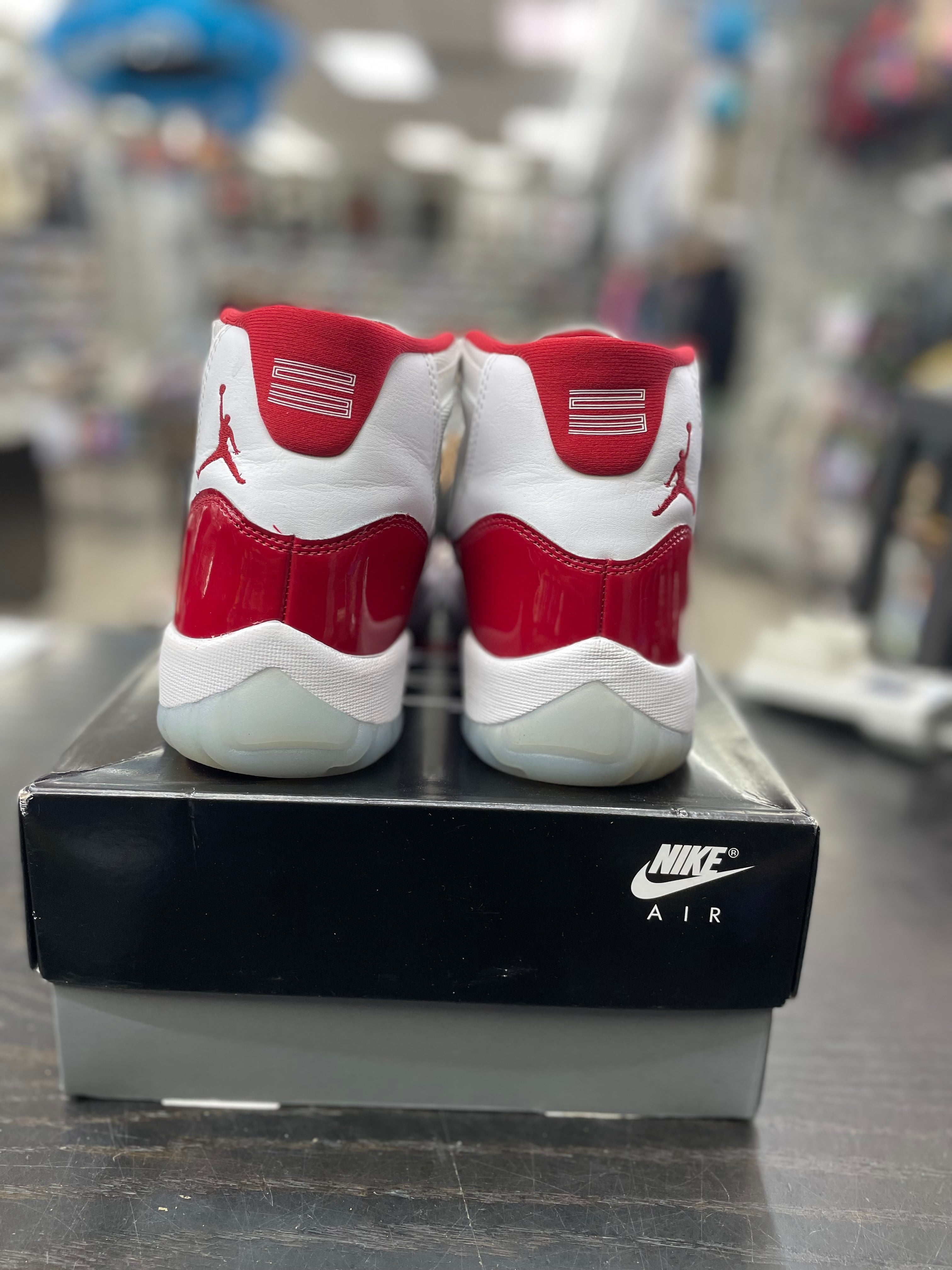 Air Jordan Retro 11 "Cherry" *Size 8.5 Preowned*